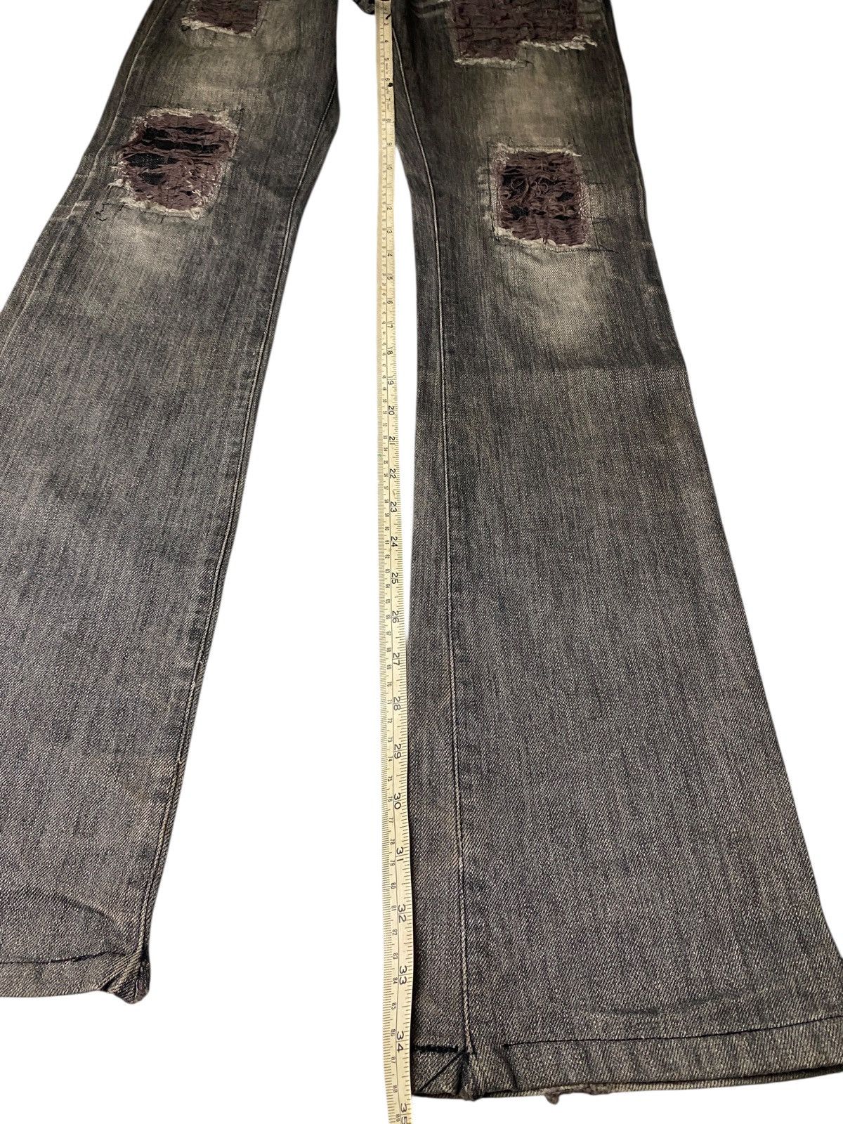 If Six Was Nine × Japanese Brand × Le Grande Bleu (L.G.B.) 2000's Paranoid Japan Distress Washed Flared Jeans Size US 27 - 13 Thumbnail