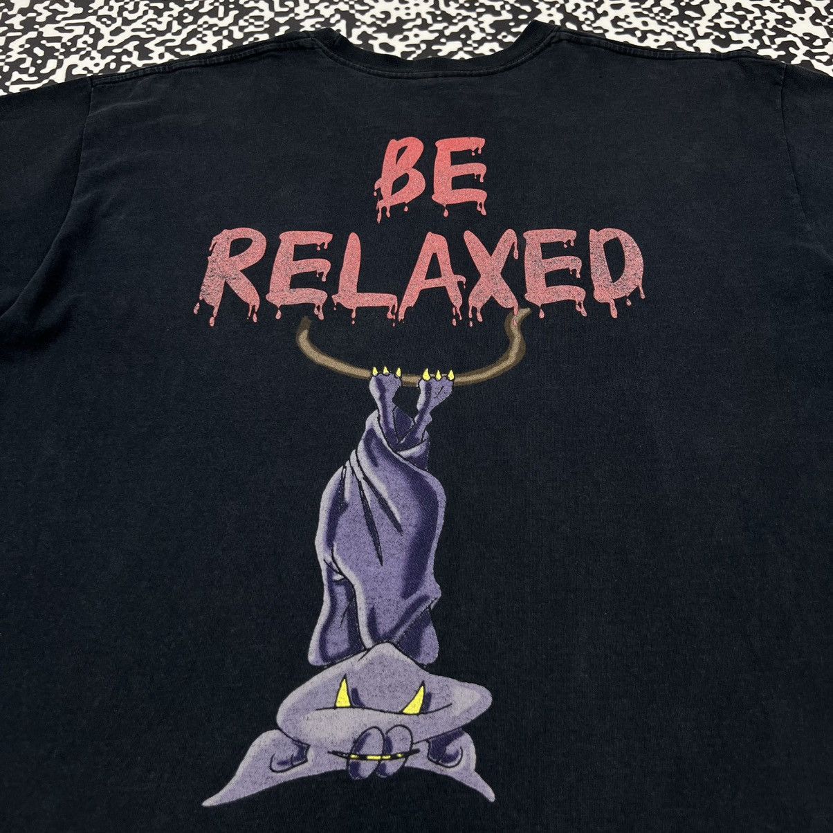 Vintage Vintage Y2K Vamp No Panic Be Relaxed Faded Humor T-shirt Size US L / EU 52-54 / 3 - 11 Thumbnail