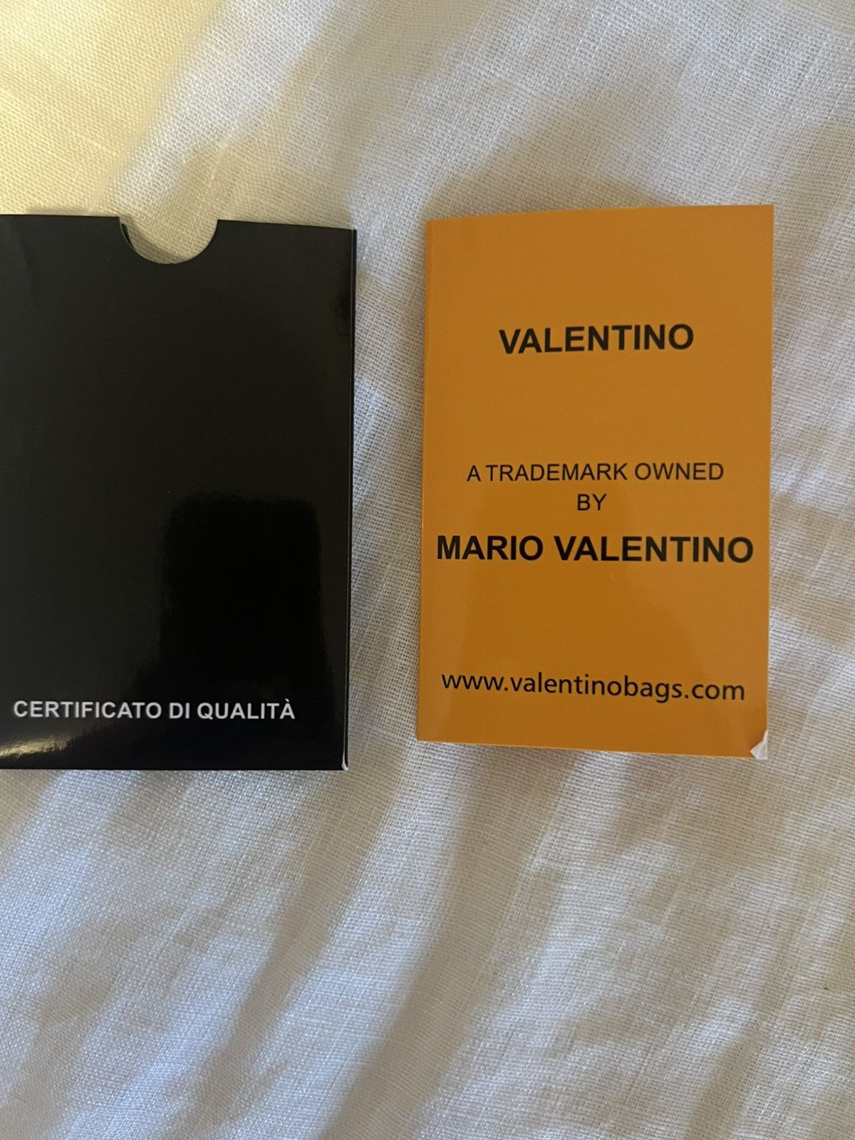 Mario Valentino Mario Valentino Leather Wallet On Chain Crossbody Chain Size ONE SIZE - 12 Thumbnail