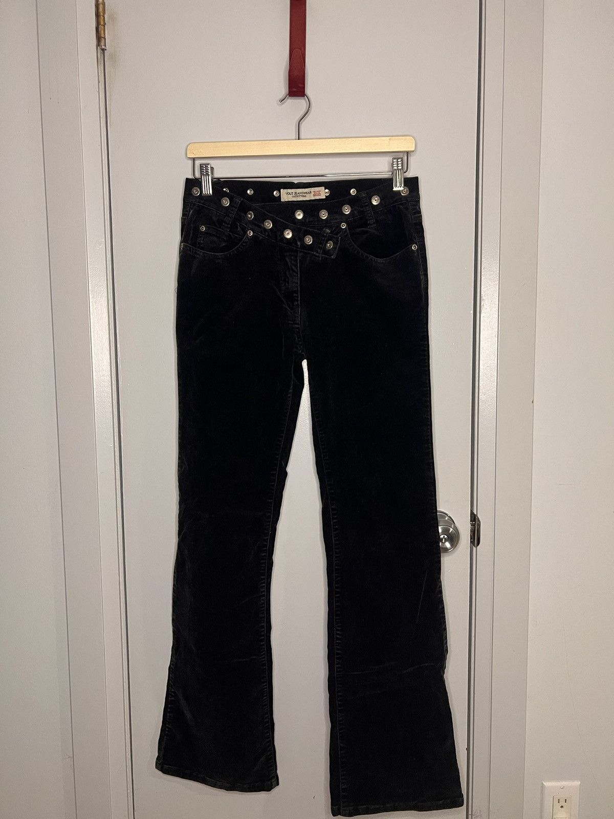 Vintage bell-bottom corduroy jeans. Size 30" / US 8 / IT 44 - 1 Thumbnail