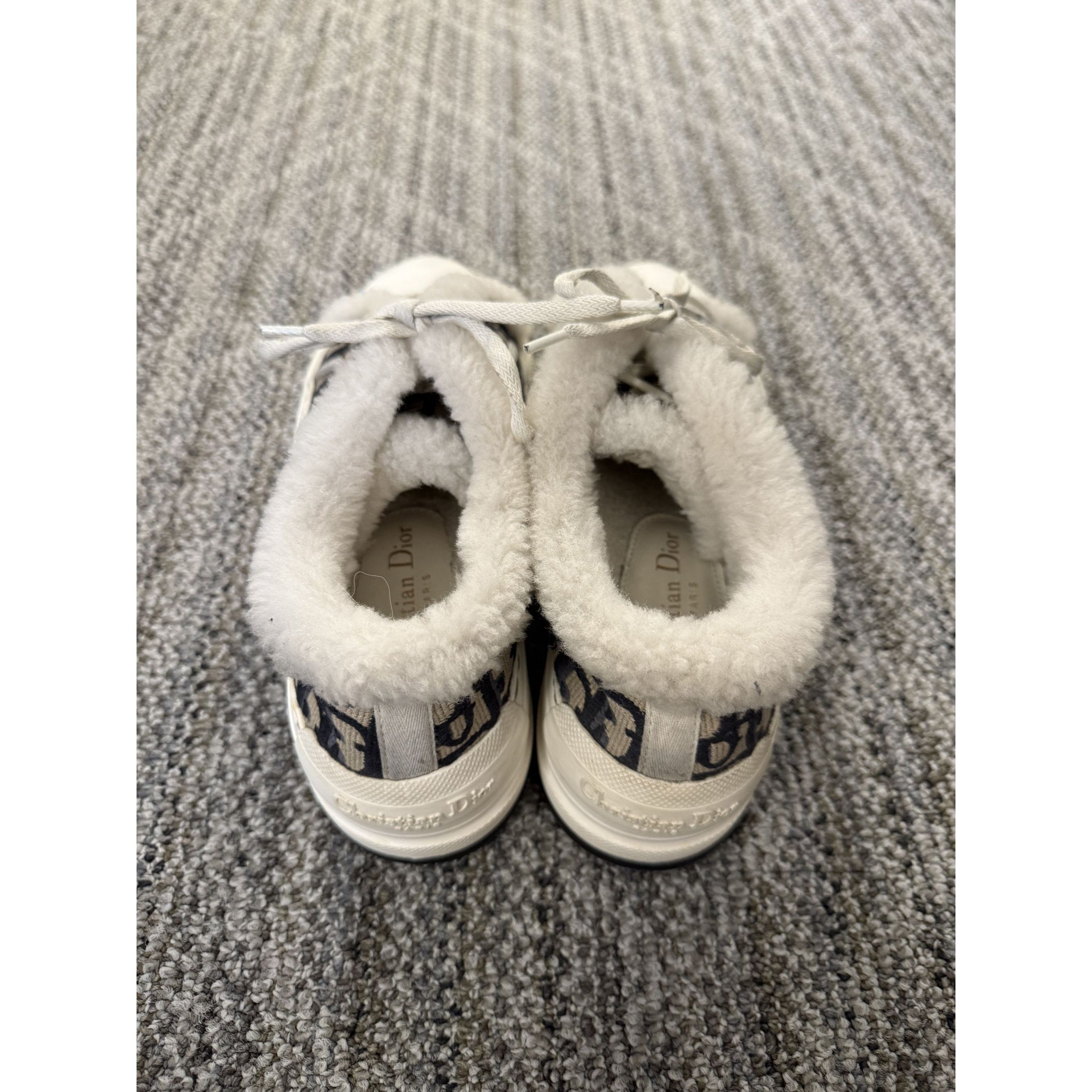 Dior Christian Dior Womens Navy & White Shearling Lined Canvas Sn Size US 7 / IT 37 - 2 Thumbnail