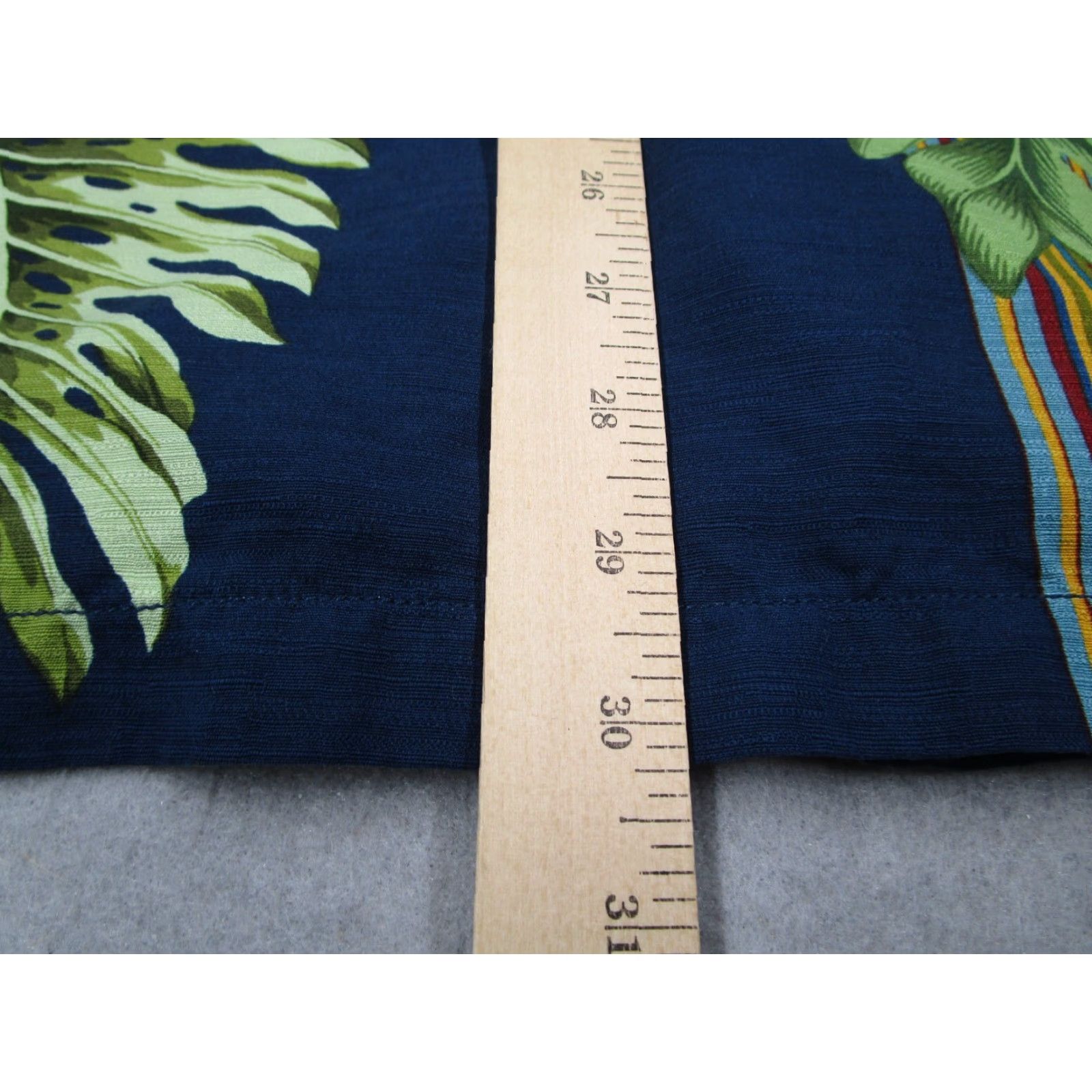 Tommy Bahama VINTAGE Tommy Bahama Shirt Mens XL Blue Silk Button Up Tropical Tiki Loop Collar Size US XL / EU 56 / 4 - 6 Thumbnail