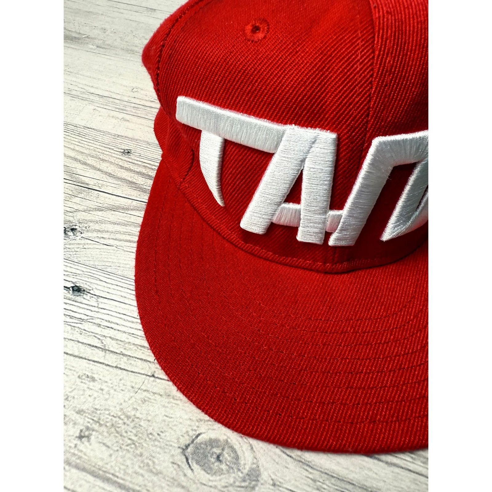 Vintage TANK by Deji signed red snapback cap Size ONE SIZE - 2 Thumbnail