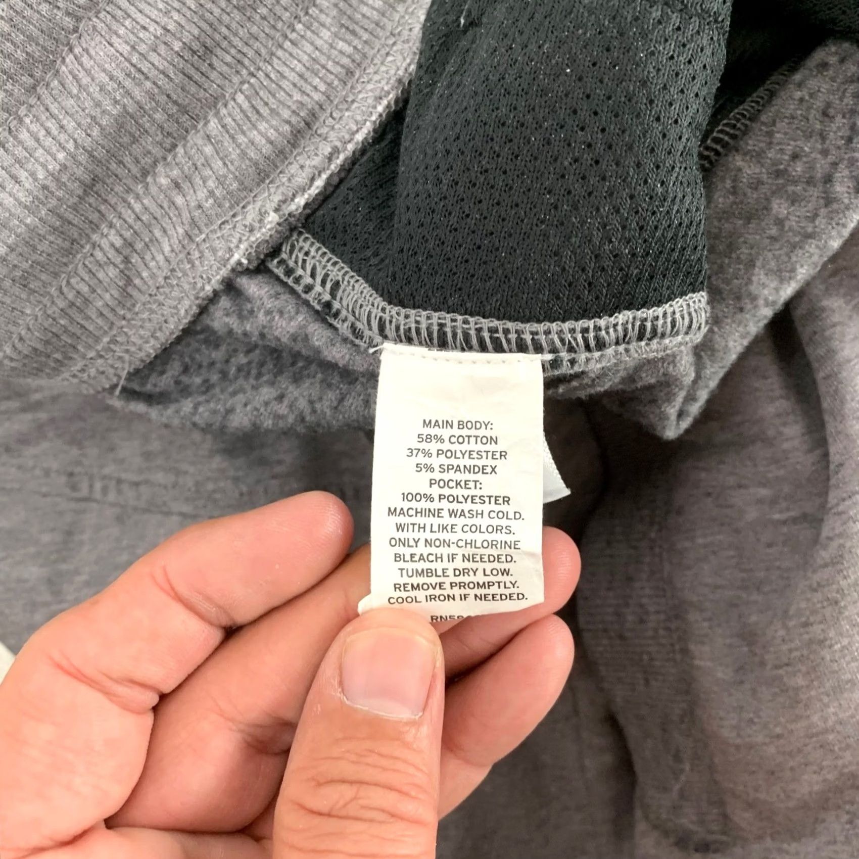 Vintage Zella Jogger Pants Mens Medium Gray Cotton Blend Fleece Athletic Tapered Cuffed Pockets Zip Back Pocket Casual Activewear Sweatpants Grey Size US 31 - 4 Thumbnail