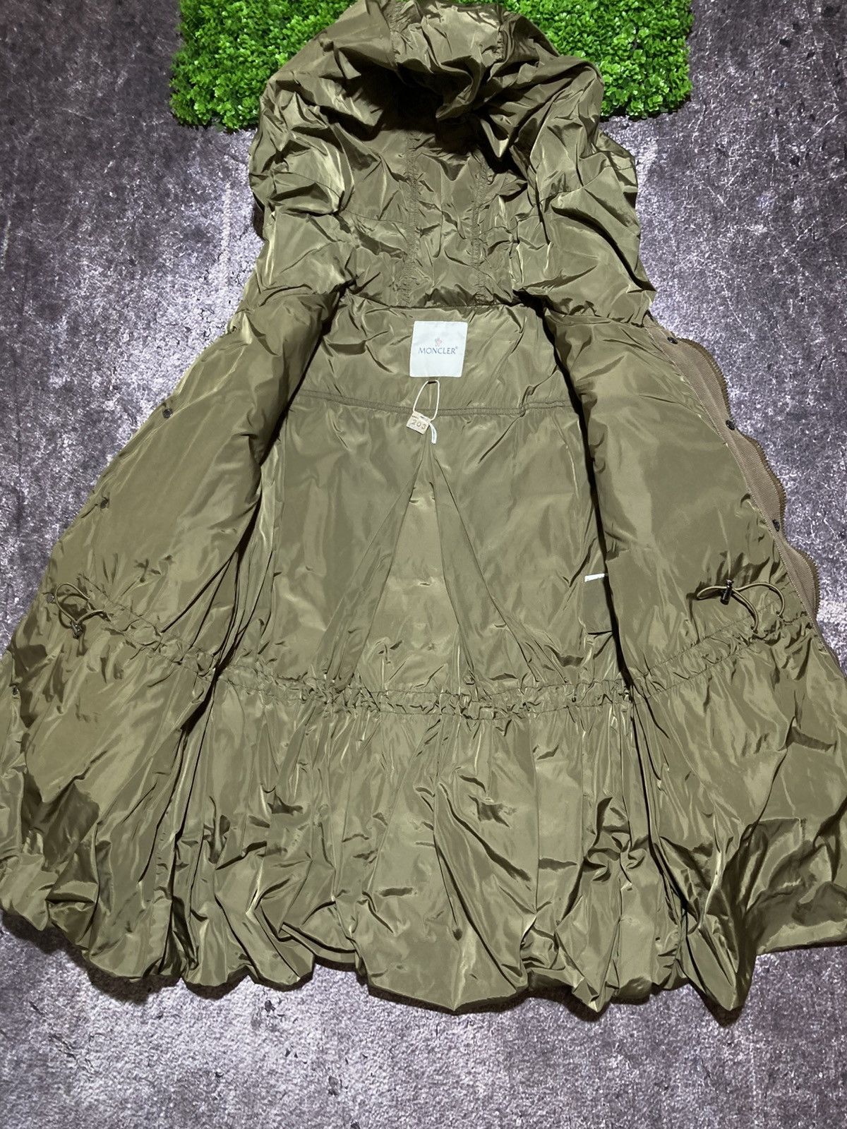 Moncler Moncler Khaki Down Peplum Trim Detailed Seri Jacket Size M / US 6-8 / IT 42-44 - 15 Thumbnail