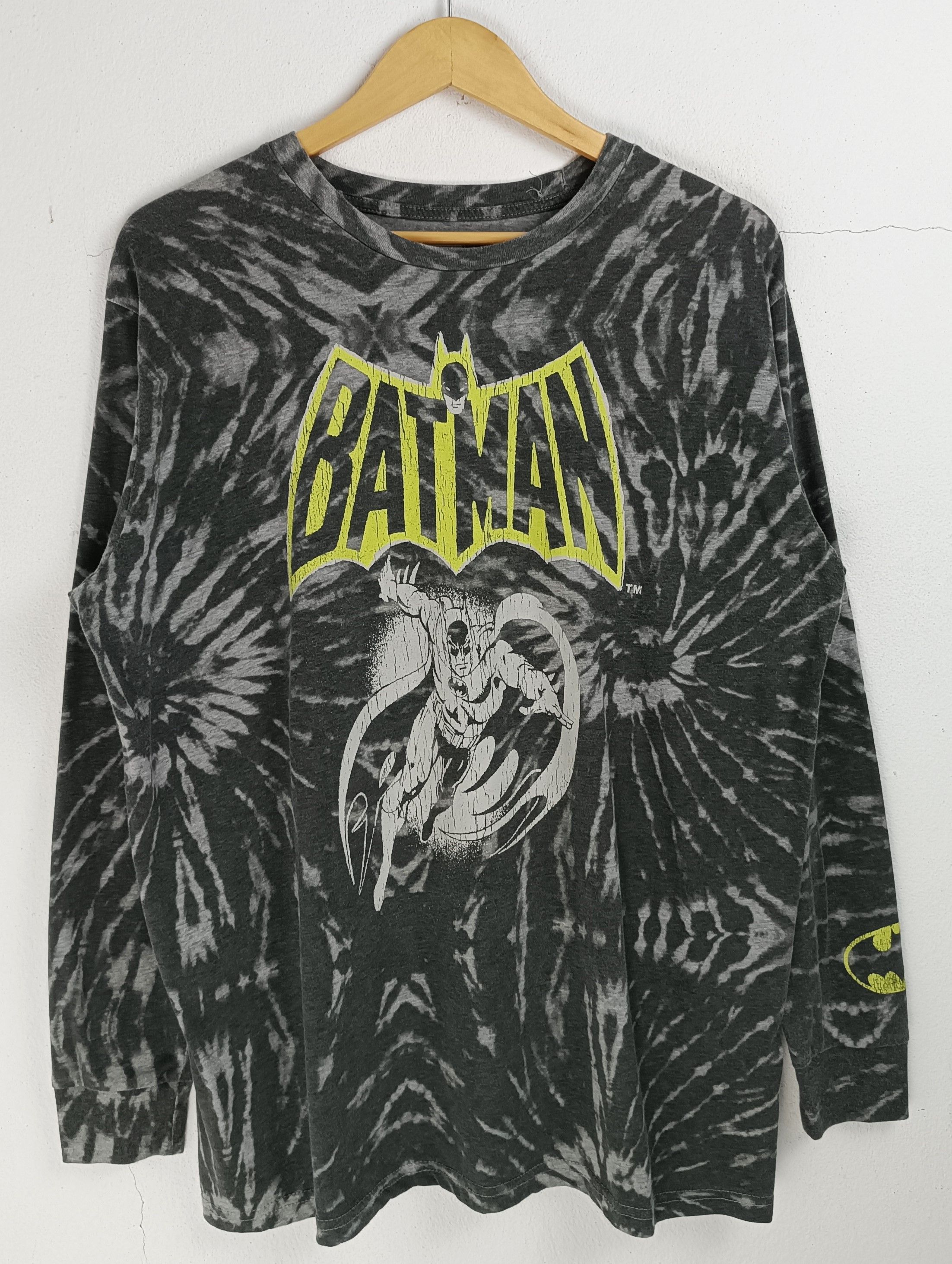 DC Comics VINTAGE BATMAN AOP CLASSIC LOGO SUPERHERO DC COMIC RARE Size US L / EU 52-54 / 3 - 3 Thumbnail
