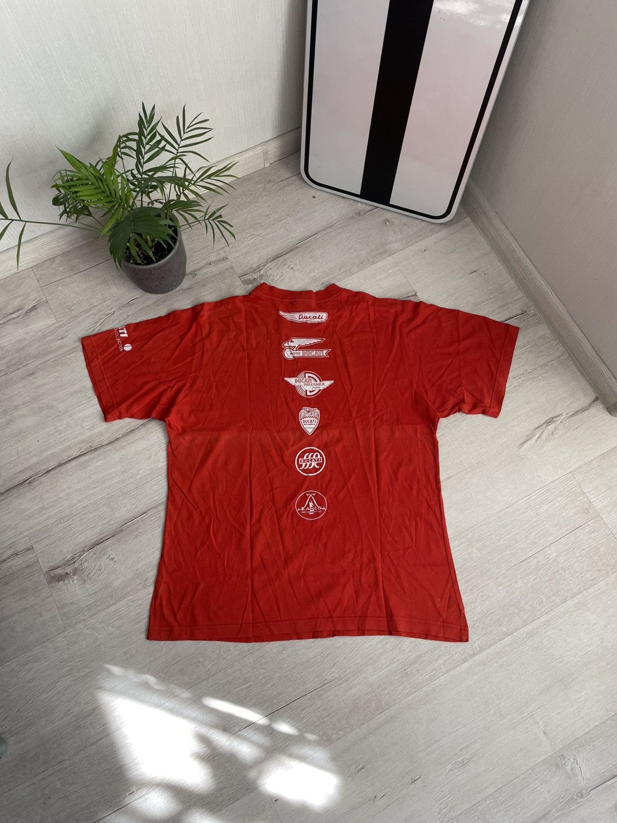 Ducati Vintage 90s Moto Ducati Performance Historic Logo Colle Tee Size US L / EU 52-54 / 3 - 1 Thumbnail