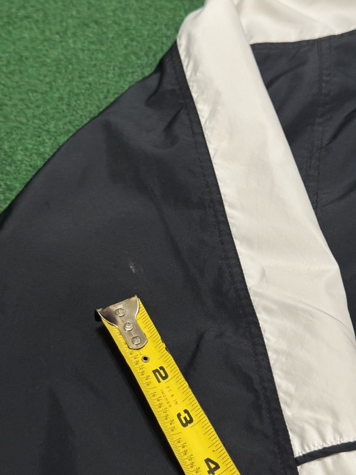 Nike Vintage Nike Windbreaker XL Boxy 28x28 90s Jacket Size US XL / EU 56 / 4 - 8 Thumbnail