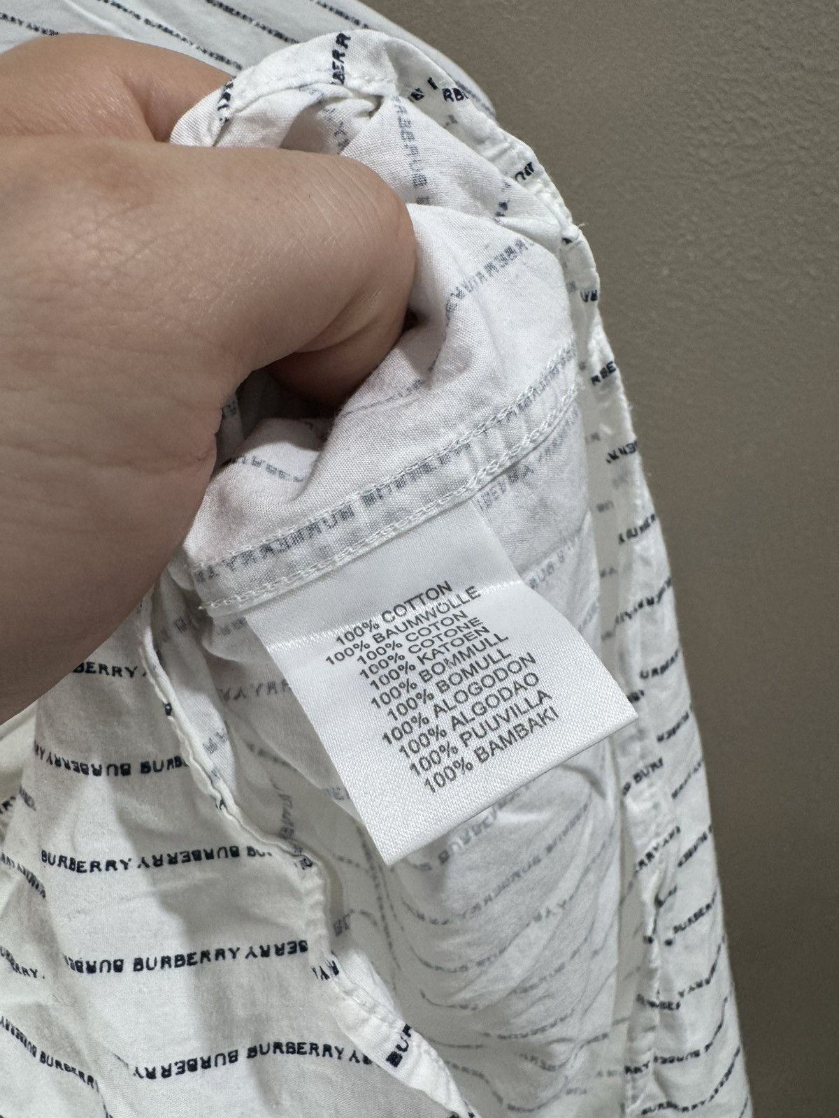 Burberry Burberry Logo Spell out Classic Name shirt Size US L / EU 52-54 / 3 - 6 Thumbnail