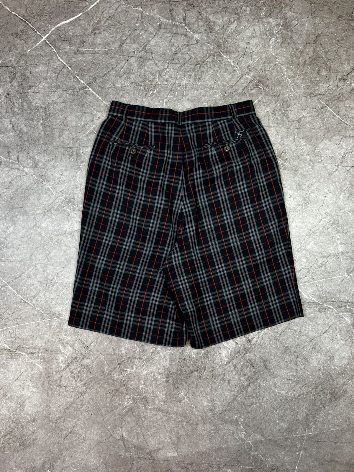 Burberry Vintage Burberrys nova check shorts pants italy checked y2k Size US 32 / EU 48 - 2 Thumbnail