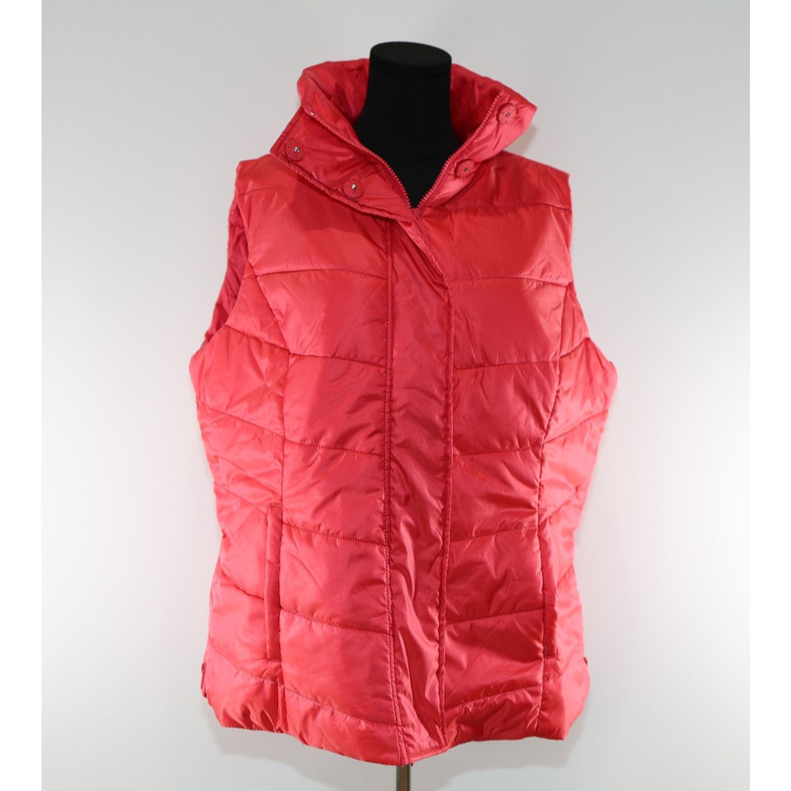 Chicos NWT CHICO'S Zenergy Pockets Zip Up Nylon Puffer Vest Size 14 Size L / US 10 / IT 46 - 2 Thumbnail