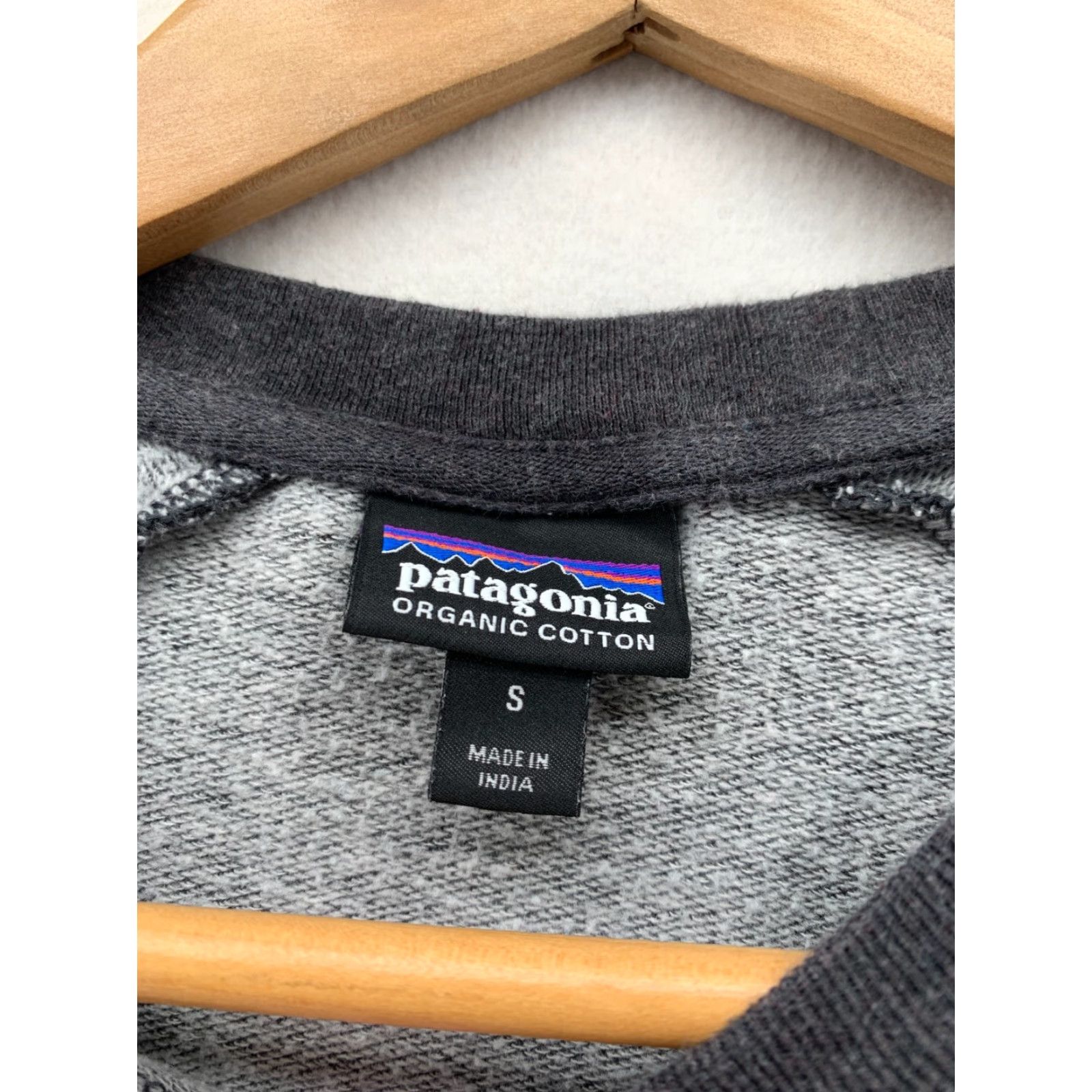 Patagonia Patagonia Pullover Sweatshirt Graphic Heather Gray Crewneck Size Mens Small Size US S / EU 44-46 / 1 - 7 Thumbnail