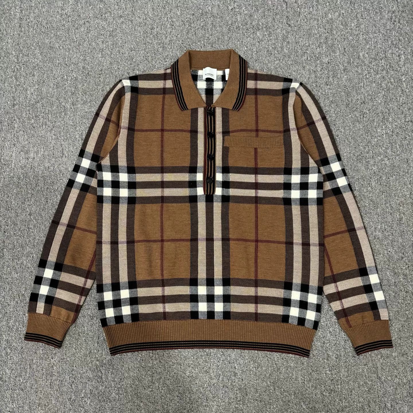 Burberry Burberry Classic Check Wool Sweater Size US M / EU 48-50 / 2 - 1 Thumbnail