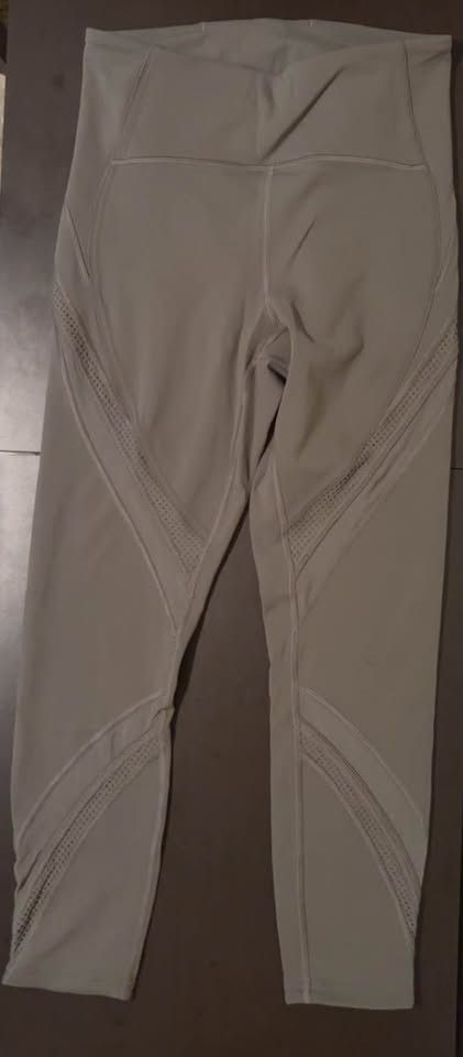 Lululemon Lululemon Bootcamp Ready Leggings Size 28" / US 6 / IT 42 - 1 Thumbnail