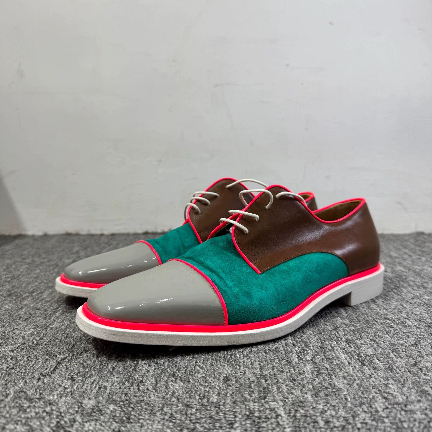Christian Louboutin Christian Louboutin suede paneled leather shoes 40.5 98N Size US 7.5 / EU 40-41 - 1 Thumbnail