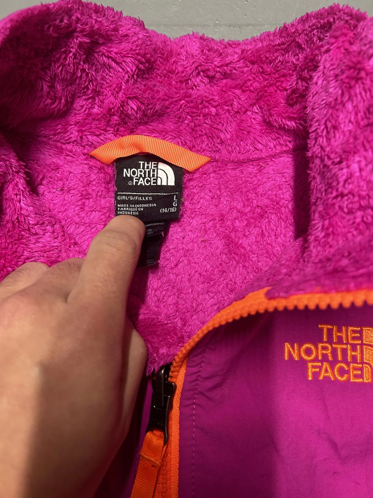 The North Face The North Face Fleece Jacket - Bright Pink Size US L / EU 52-54 / 3 - 5 Thumbnail