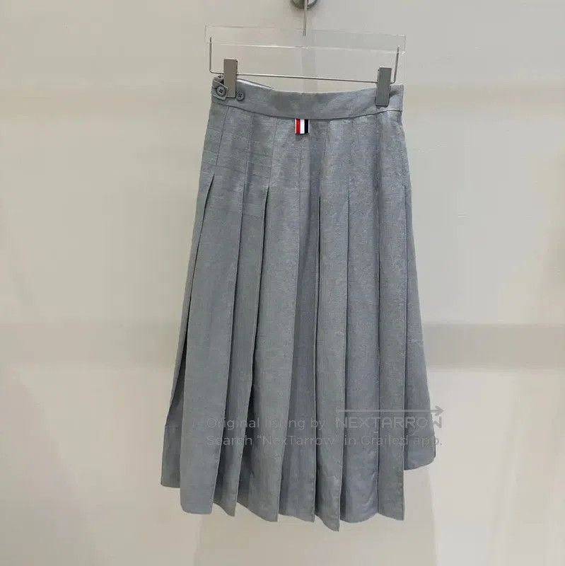 Thom Browne Thom Browne Pleated Gray Wool Midi Skirt . Size 23" - 4 Thumbnail