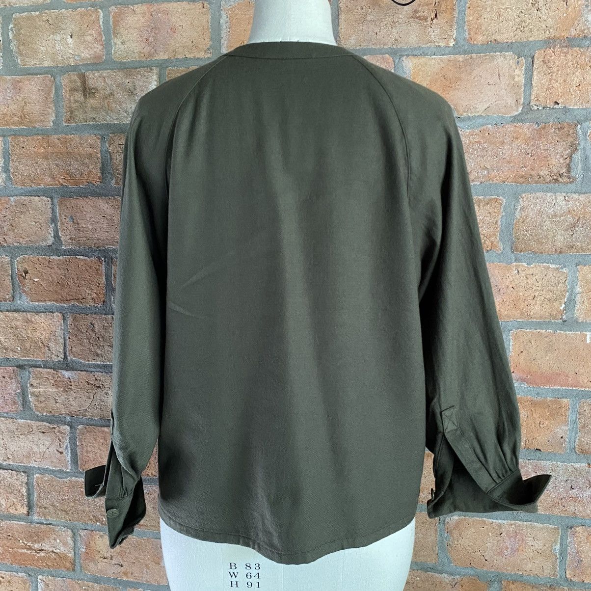 Karl Lagerfeld Karl Lagerfeld Khaki Asymmetrical Button Shirt Size M / US 6-8 / IT 42-44 - 15 Thumbnail