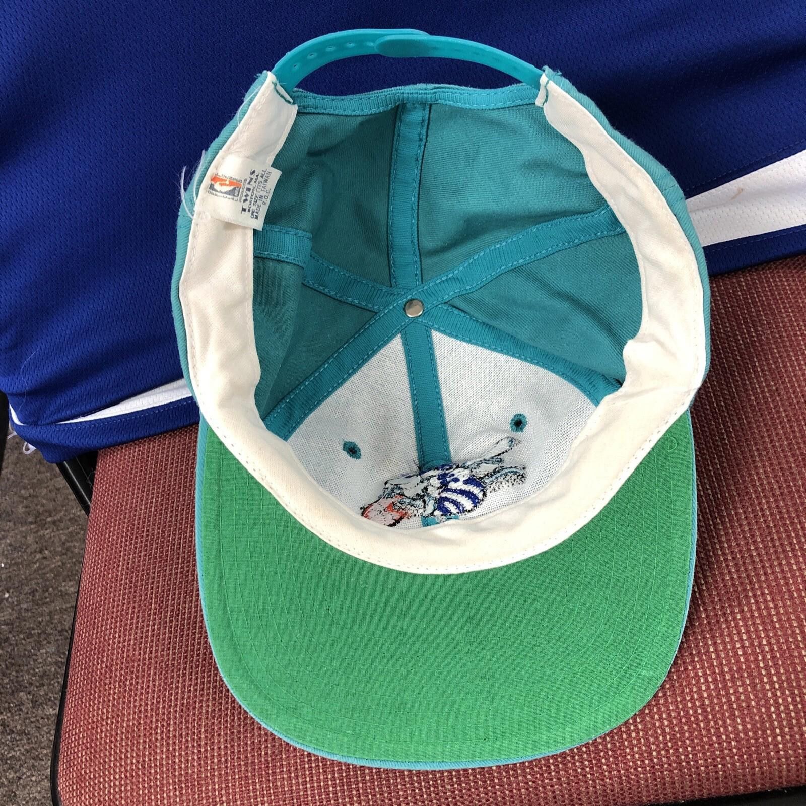 Twins Enterprise Inc. Vintage 90s NBA Charlotte Hornets Twins Big Logo Snapback Size ONE SIZE - 5 Thumbnail