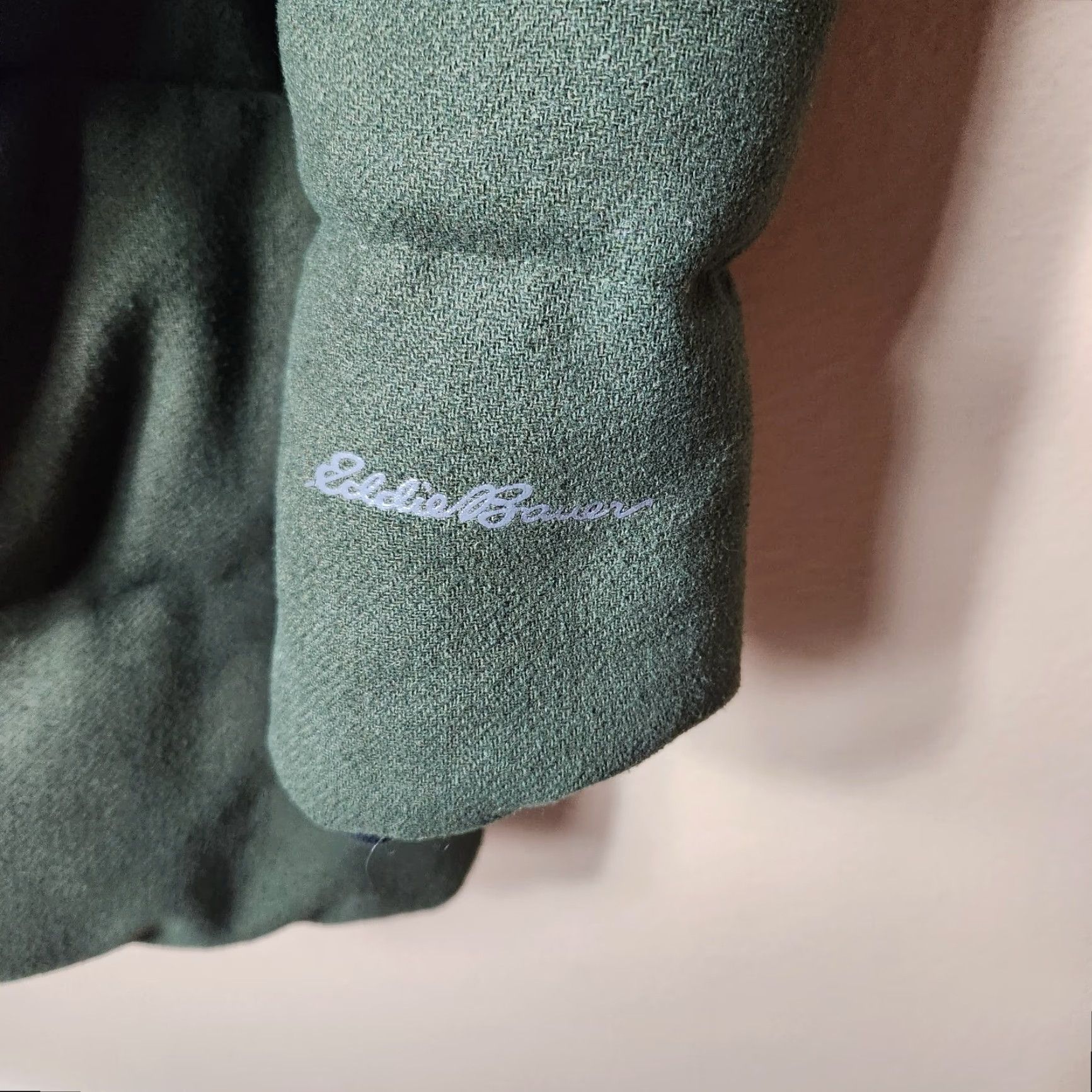 Eddie Bauer Eddie Bauer Womens Olive Wool Blend Hooded Down Puffer Coat S Coat Womens Wool Blend Hooded Down Puffer Coat Olive Green Size S / US 4 / IT 40 - 3 Thumbnail
