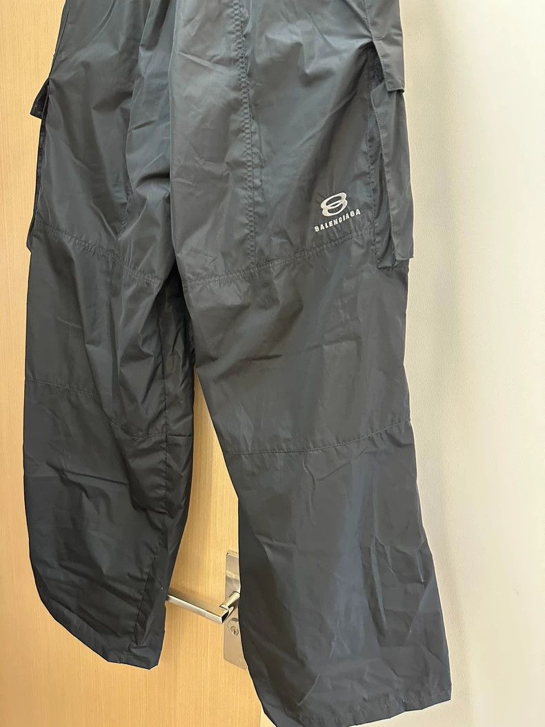 Balenciaga Balenciaga Embroidered Logo Ski Sports Work Pants Size US 30 / EU 46 - 8 Thumbnail