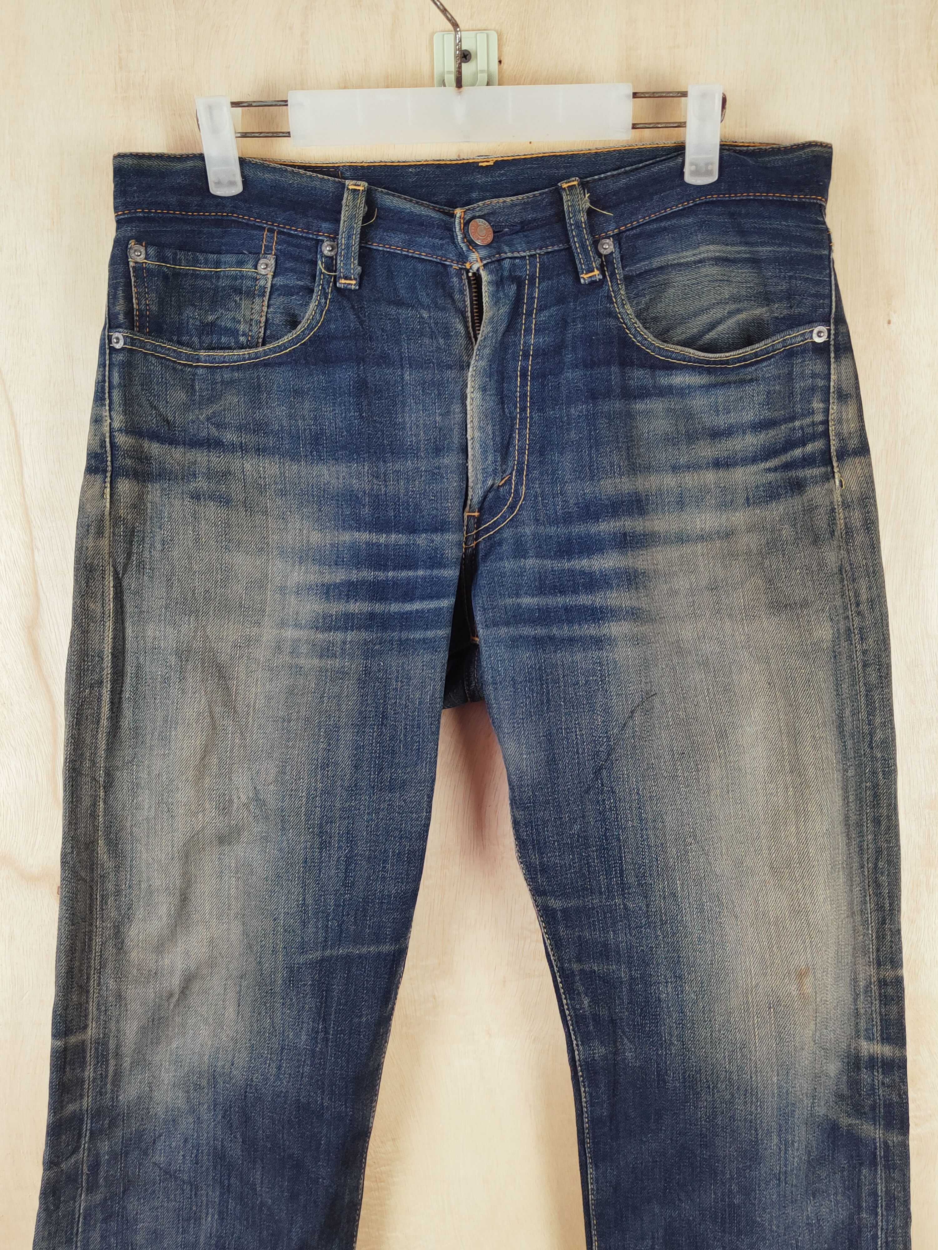 Levi's 505 Levi's Dark Blue Distressed Ripped Jeans #S2672 Size US 32 / EU 48 - 2 Thumbnail