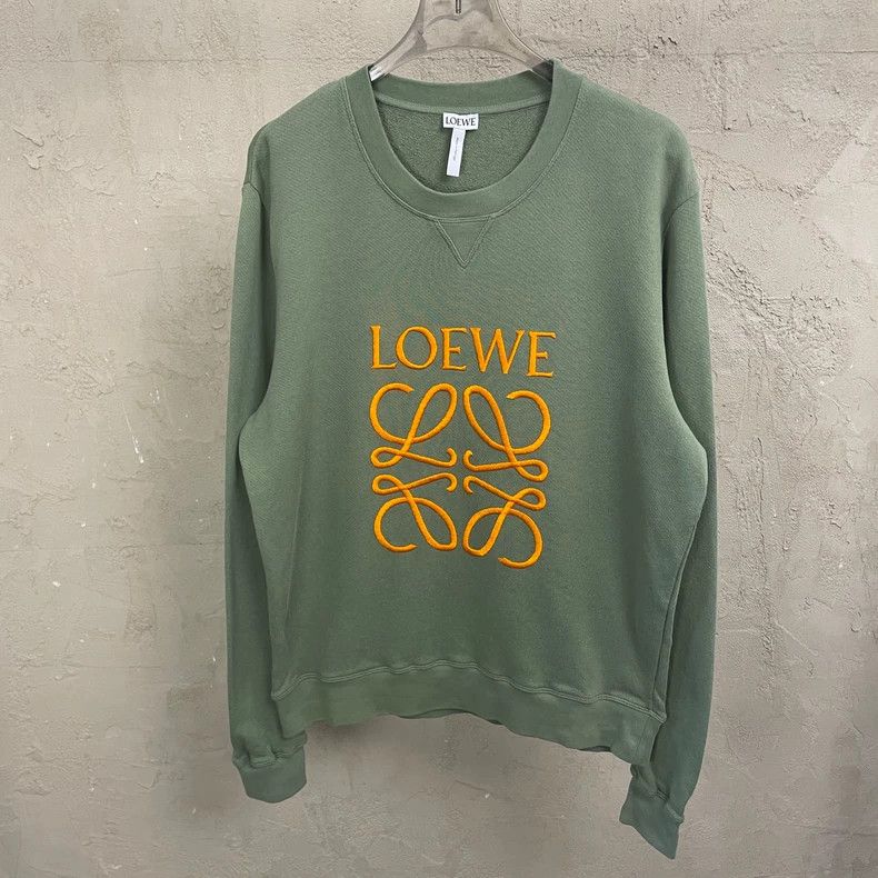 Loewe LOEWE Gray and green chest orange embroidered logo round n Size M / US 6-8 / IT 42-44 - 1 Thumbnail