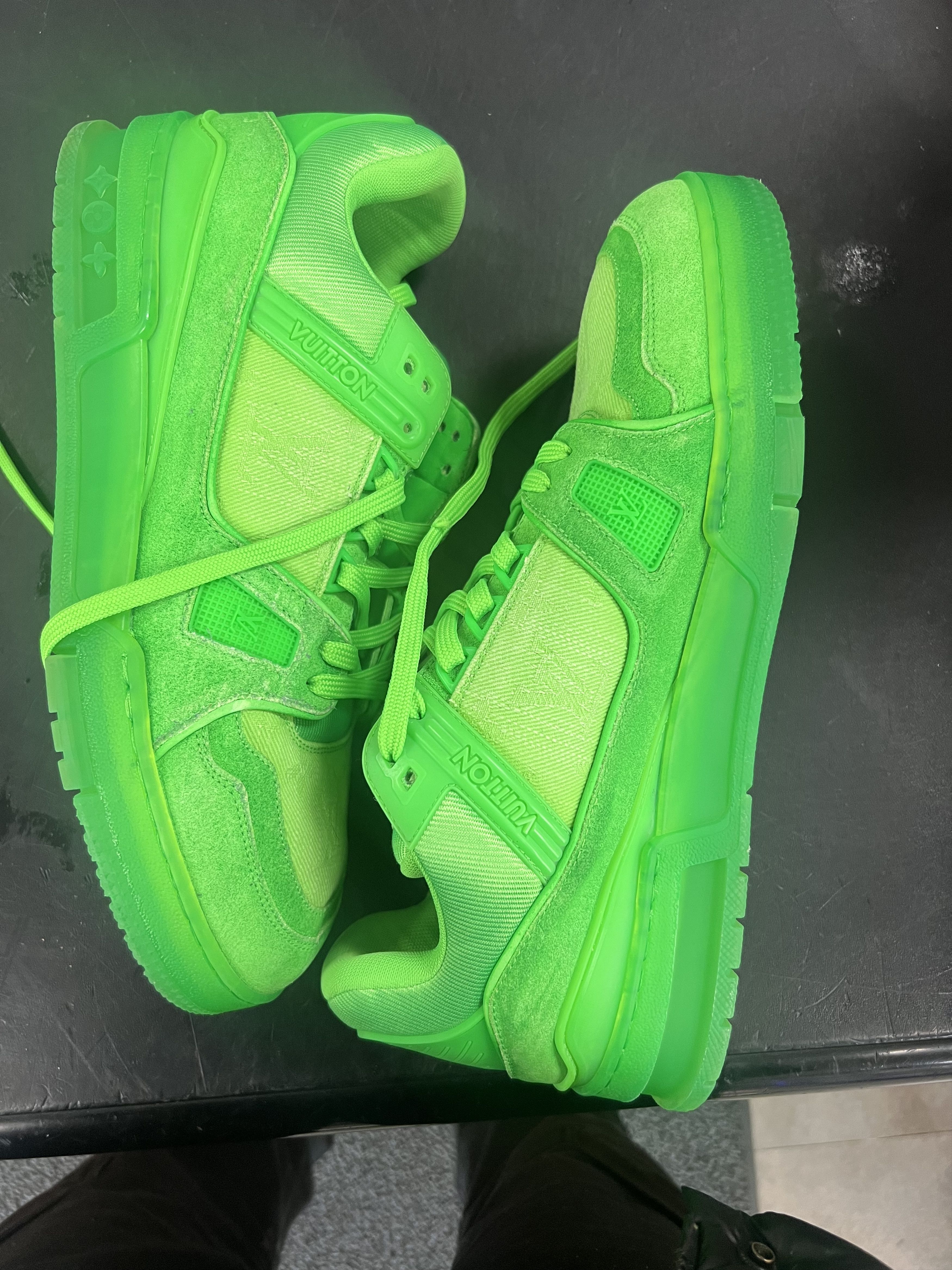 Louis Vuitton LV trainer sneaker Size US 9 / EU 42 - 4 Thumbnail