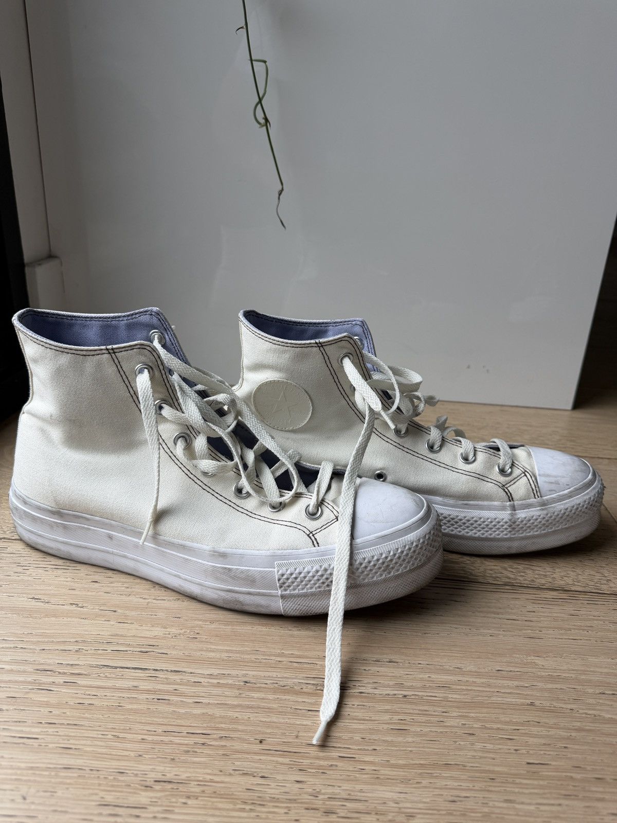 Converse Custom White Converse Chuck Taylor All Star Lift Platform Size US 9.5 / EU 42-43 - 2 Thumbnail