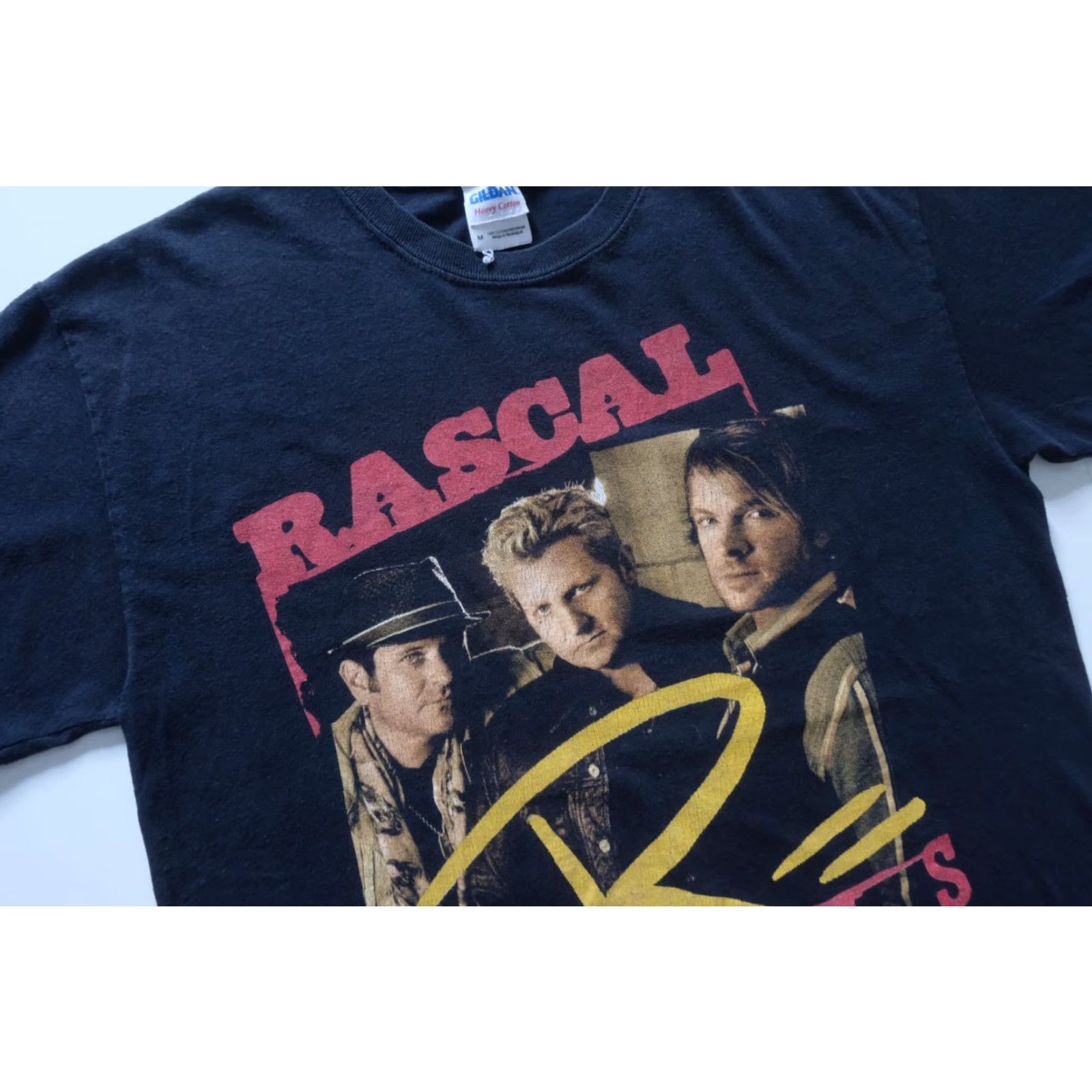 Gildan VINTAGE RASCAL FLATS ROCK MUSIC TOUR TEE BLACK T-SHIRT GILDAN MEN SZ M 90s Y2K RETRO Shirt Short Sleeve Crew Neck 2010s Vintage Licensed Apparel Size US M / EU 48-50 / 2 - 5 Thumbnail