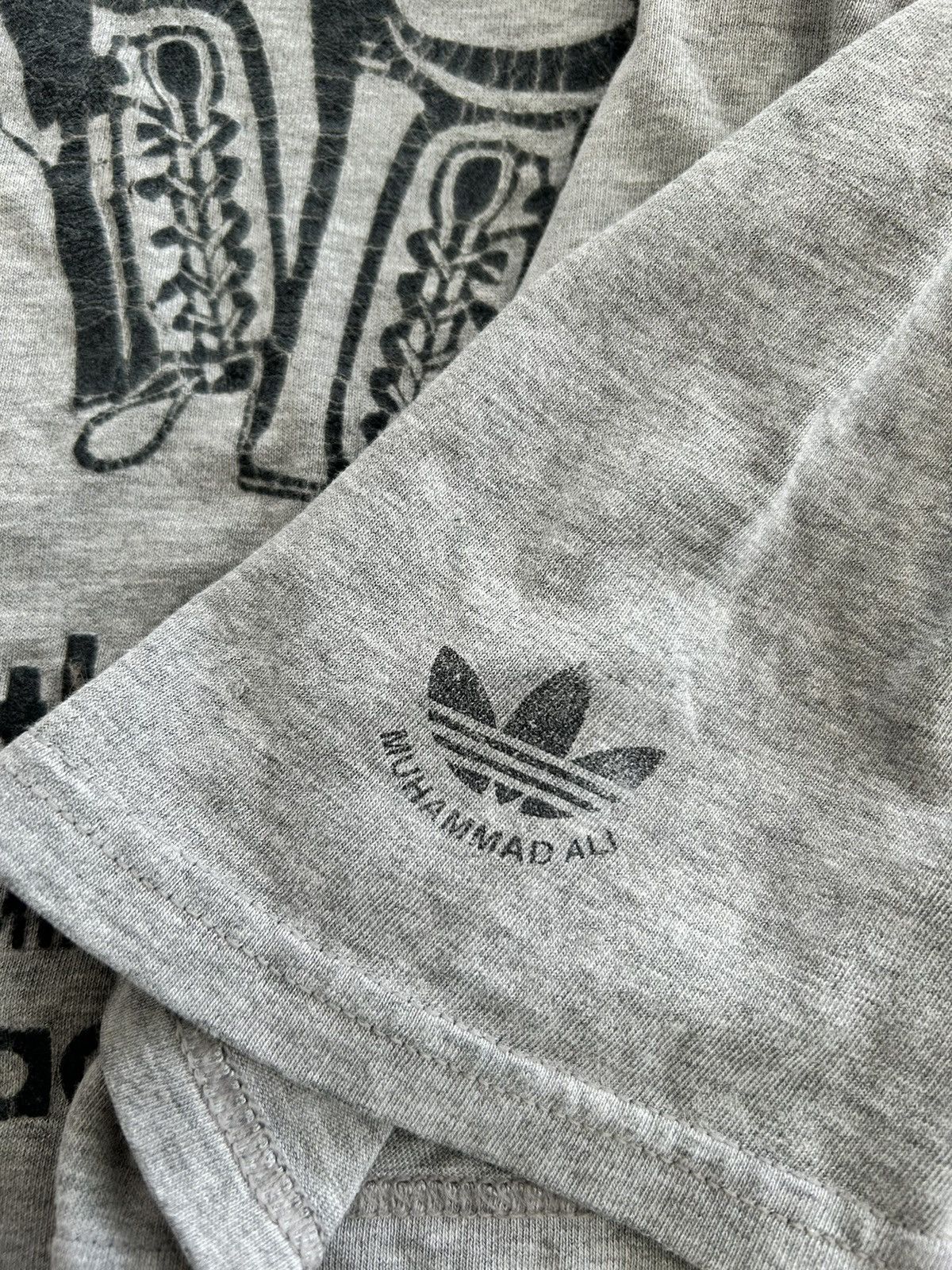 Adidas Adidas Muhammad Ali Vintage Grey Oversize Tshirt Size US XL / EU 56 / 4 - 7 Thumbnail