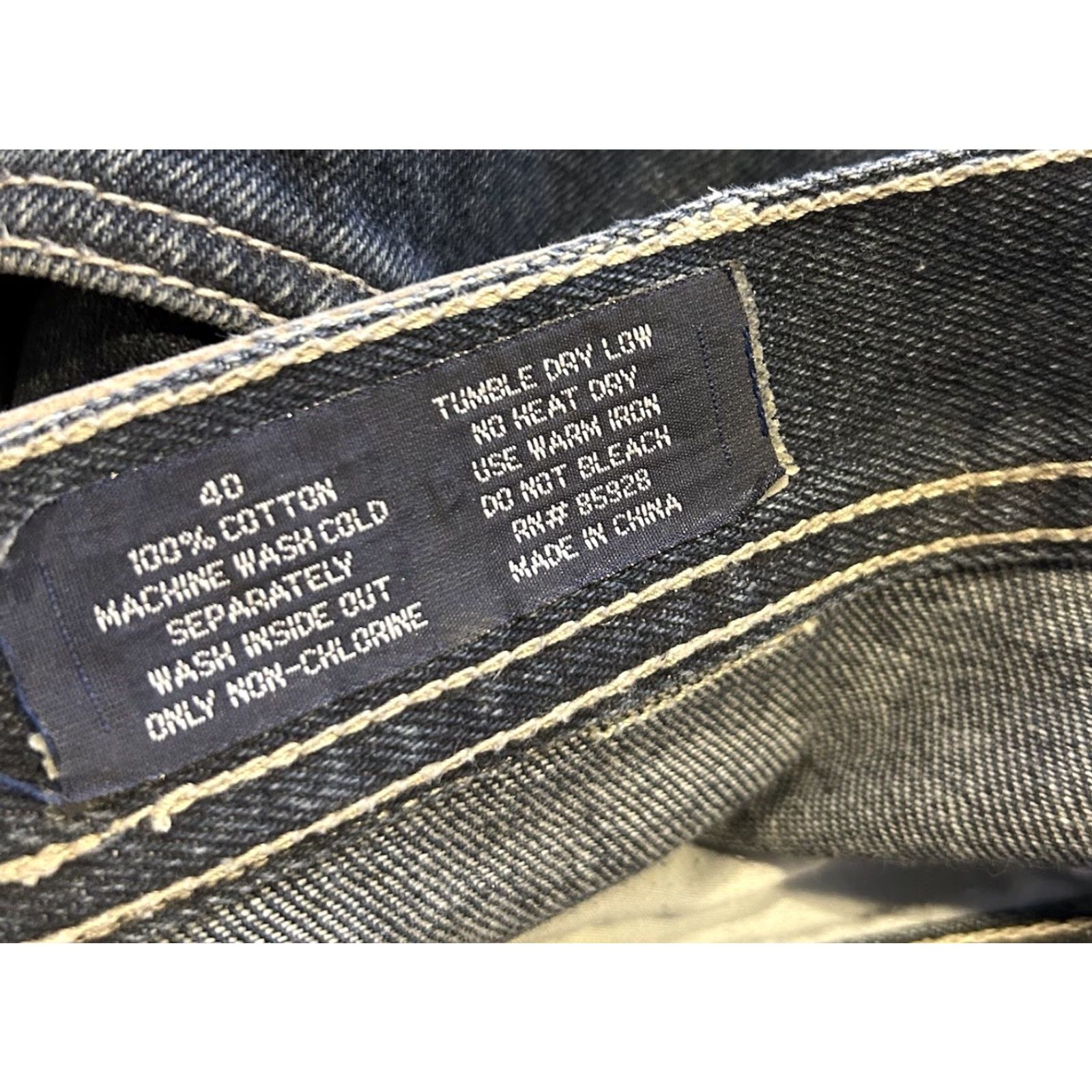 Vintage VINTAGE SOURCE Baggy Long Wide Blue Jean Shorts Jorts 90s Hip Hop Grunge 40 Mens Regular Size US 40 / EU 56 - 8 Thumbnail