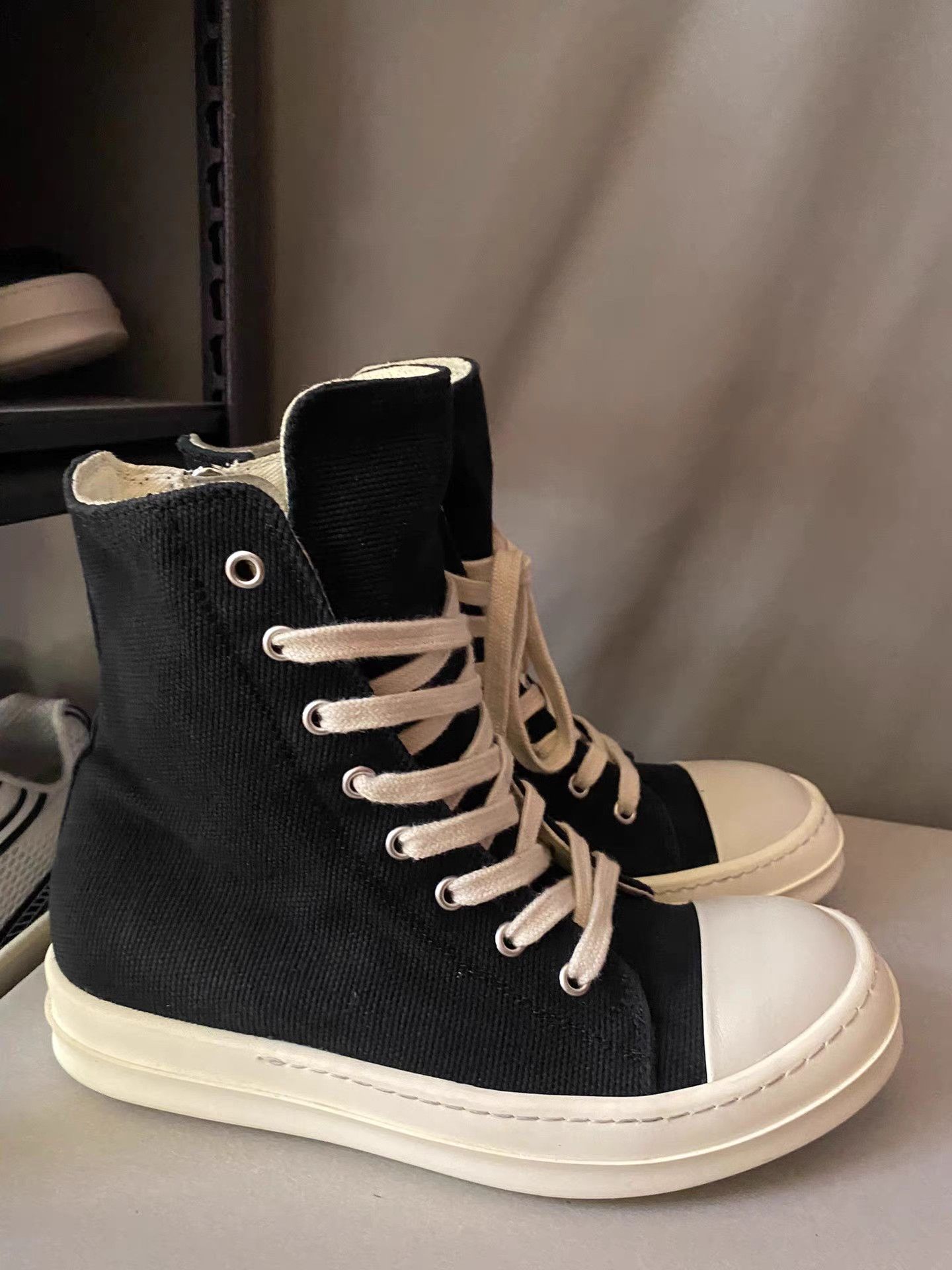 Rick Owens Rick Owens DRKSHDW Canvas Low Top Sneakers Size US 7 / IT 37 - 2 Thumbnail