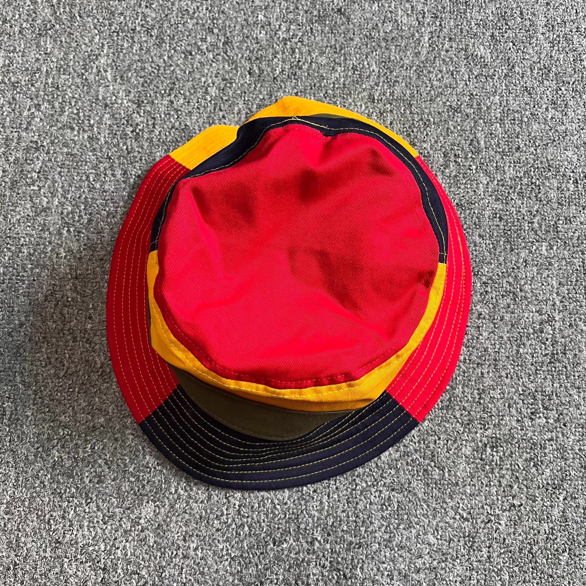 Cross Colours Cross Colours color-block embroidered bucket hat Q7 Size ONE SIZE - 7 Thumbnail