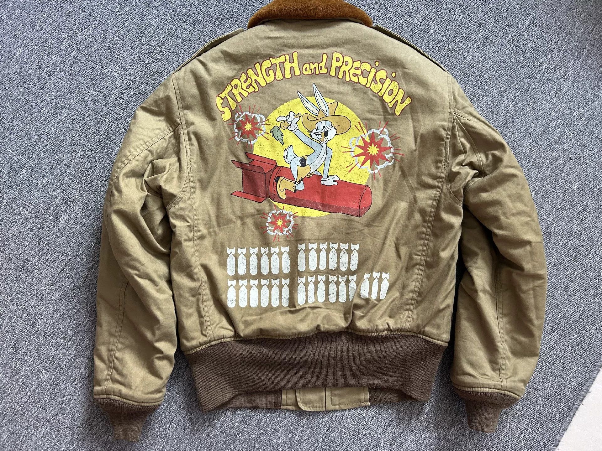 TOYS McCOY limited edition bugs bunny pilot jacket Size US M / EU 48-50 / 2 - 1 Thumbnail
