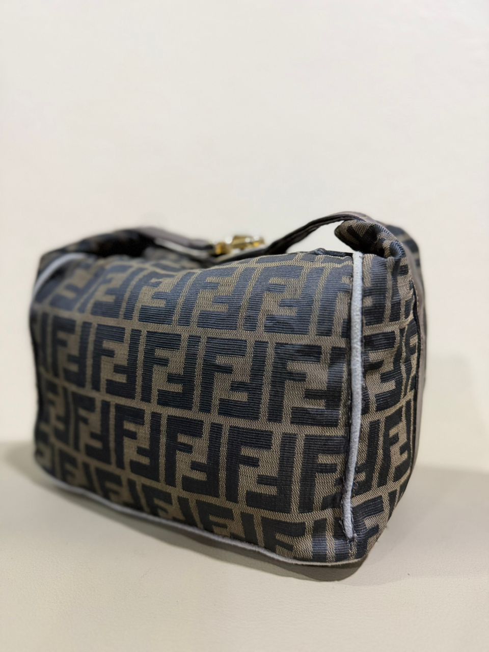 Fendi Authentic FENDI White leather Maxi Baguette Flag Bag Size ONE SIZE - 7 Thumbnail