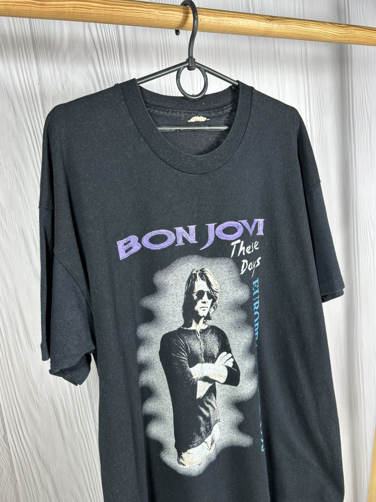 Band Tees Vintage 1995 Bon Jovi These Days European Tour T-Shirt Size US XL / EU 56 / 4 - 4 Thumbnail