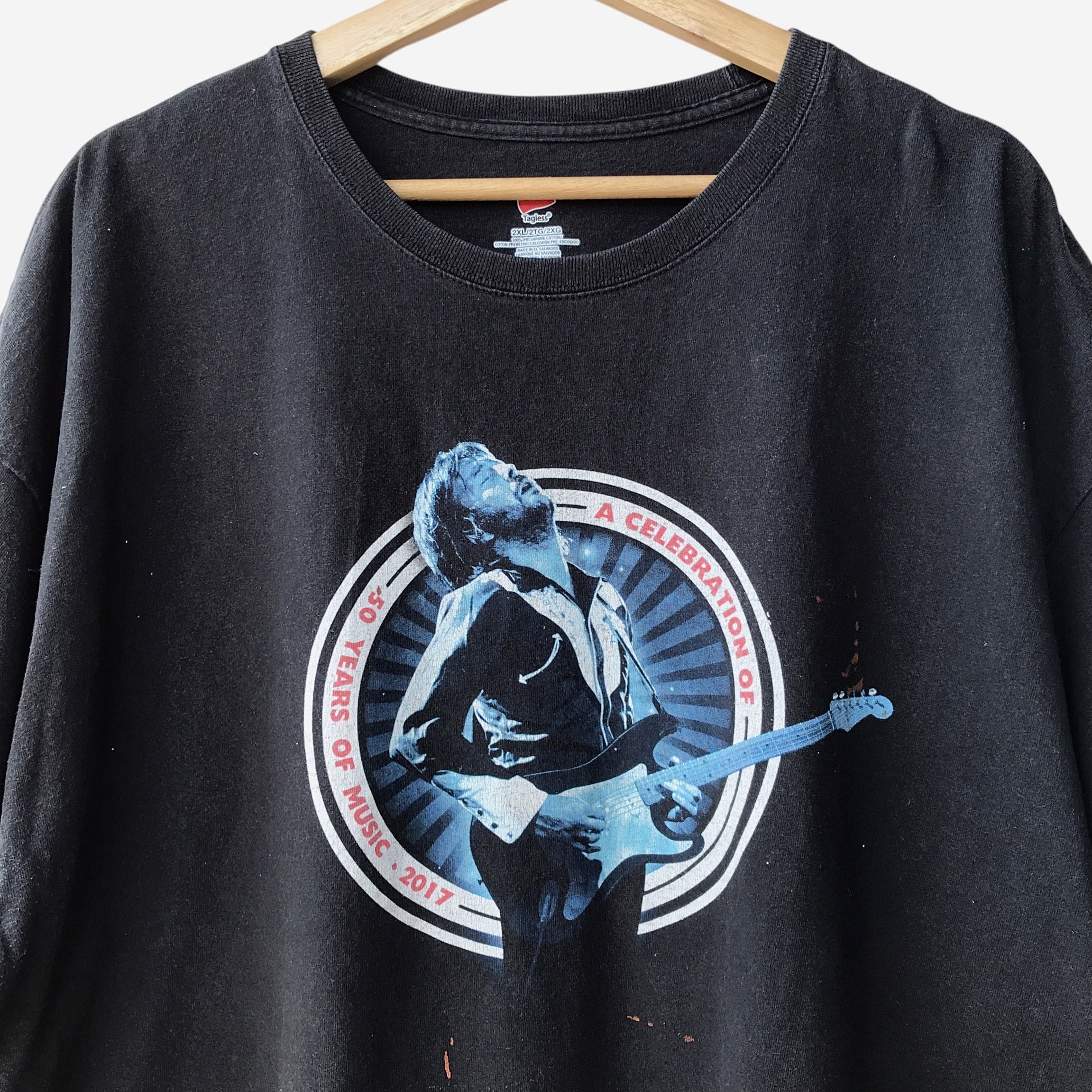 Band Tees × Hanes Eric Clapton 2017 Tour Paint Splatter Distressed Hanes Tee Size US XXL / EU 58 / 5 - 3 Thumbnail
