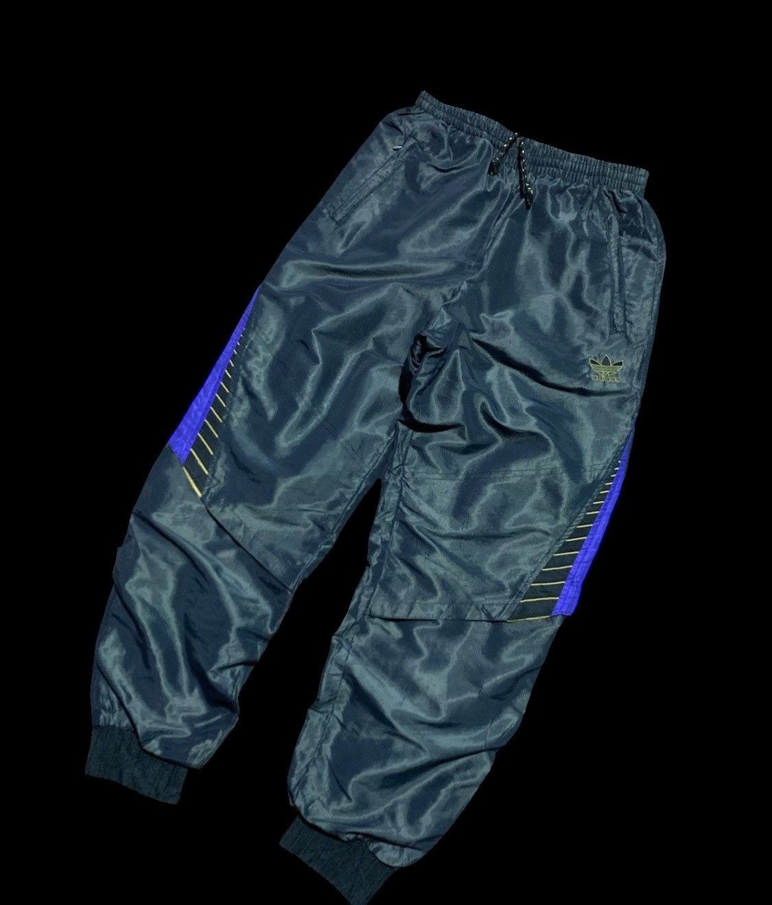 Adidas × Vintage Vintage 90s Adidas trackpants Size US 30 / EU 46 - 1 Thumbnail