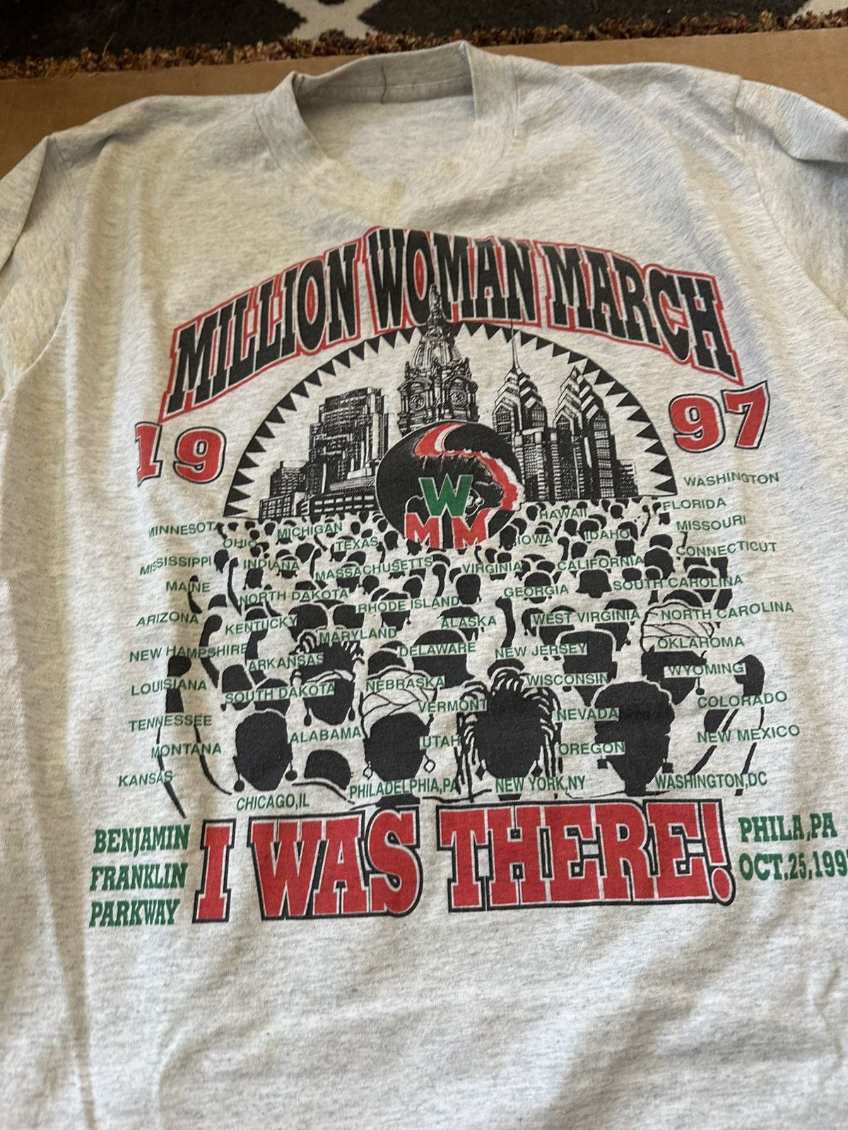 Vintage 1997 million woman march shirt Size US XL / EU 56 / 4 - 2 Thumbnail