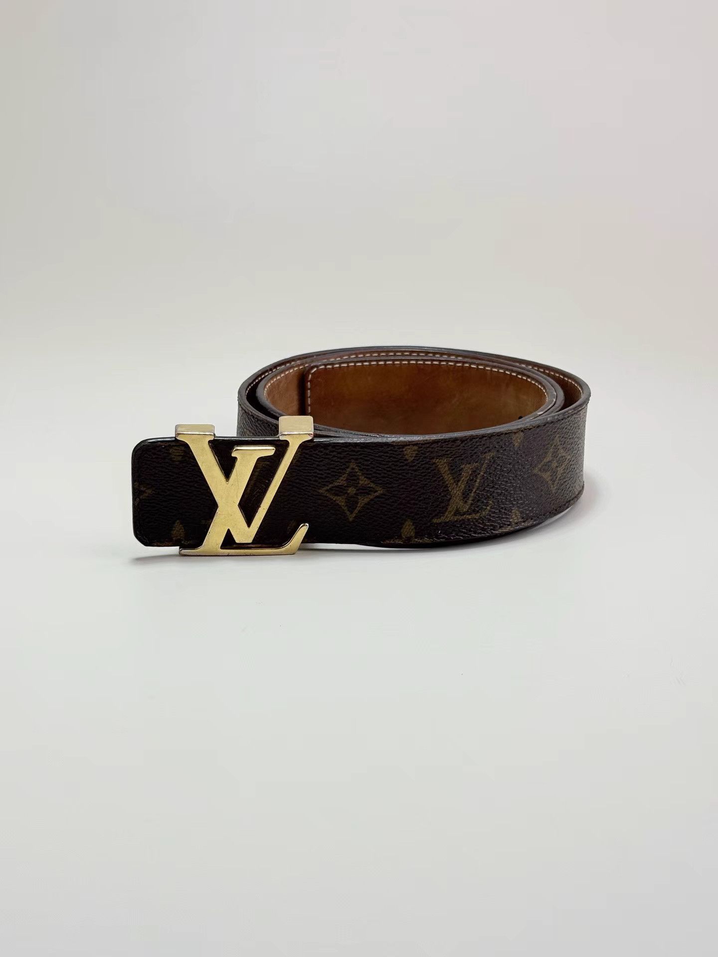 Louis Vuitton LV Monogram Gold Buckle Belt K1 Size ONE SIZE - 1 Thumbnail