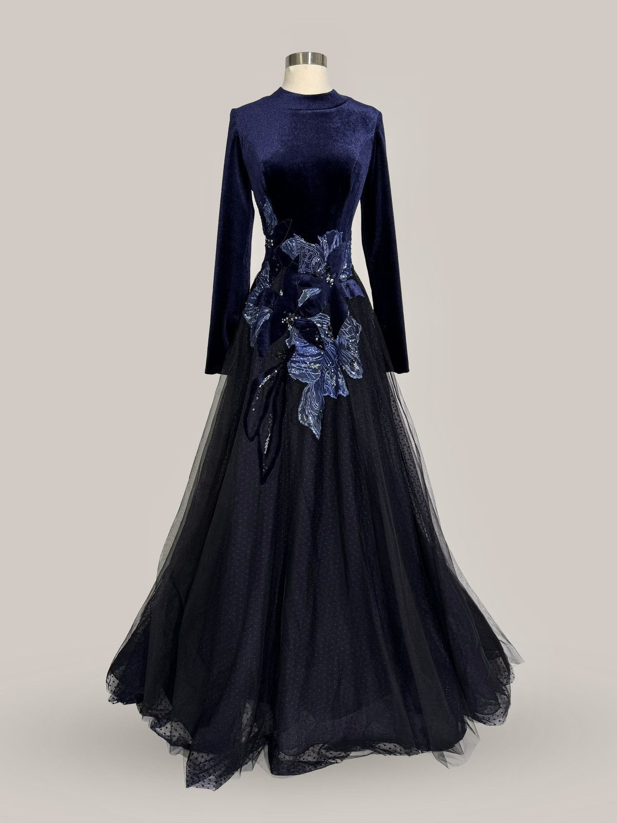 Brand New US 6 Jean Fares Couture Floral Embellished Dress