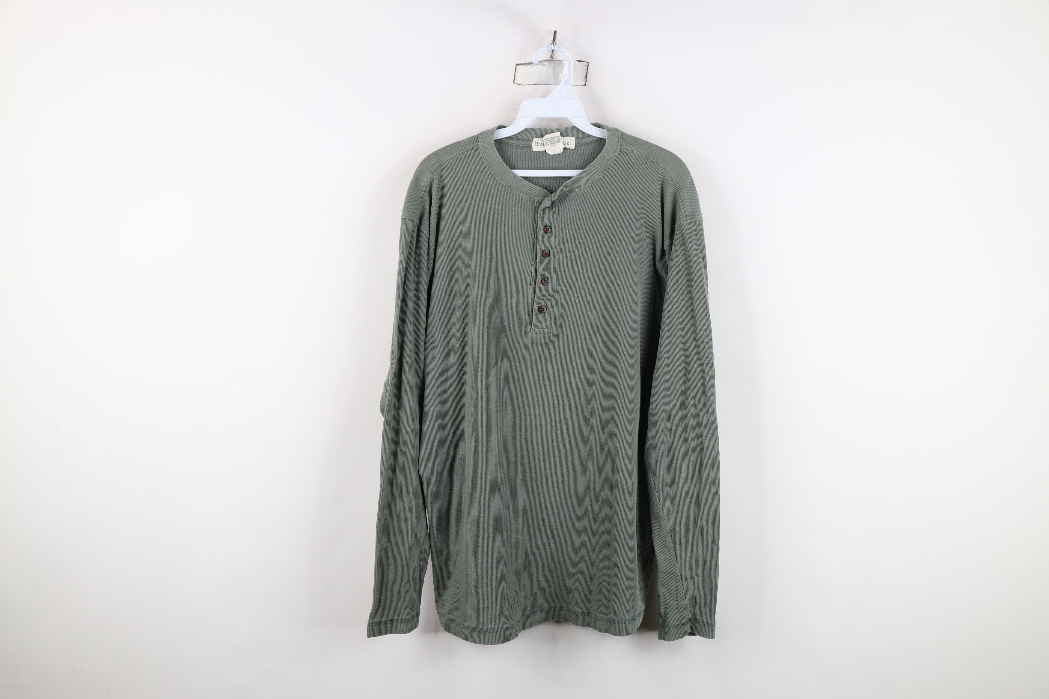 Banana Republic Vintage 90s Banana Republic Knit Long Sleeve Henley T-Shirt Size US L / EU 52-54 / 3 - 1 Thumbnail