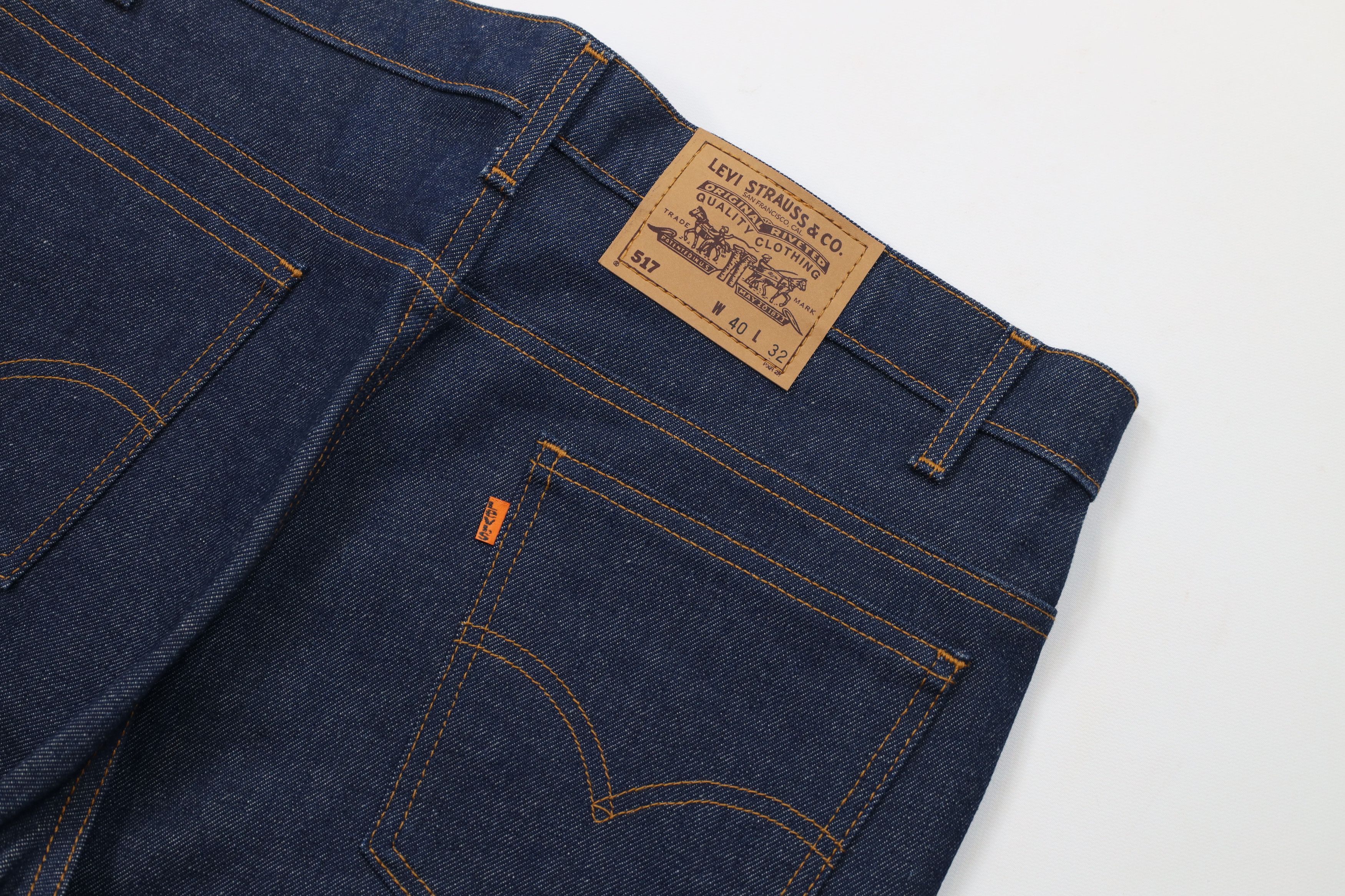 Levi's Deadstock Vintage 90s Levis 517 Orange Tab Bootcut Jeans USA Size US 40 / EU 56 - 13 Thumbnail
