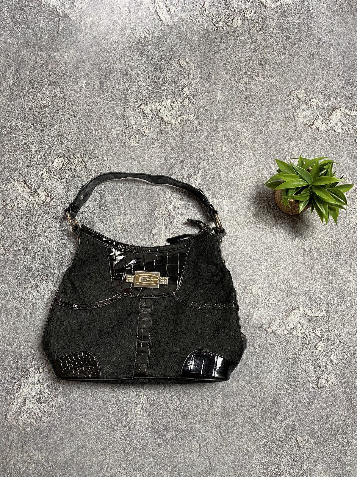 Guess Gussaci shoulder bag vintage Size ONE SIZE - 1 Thumbnail