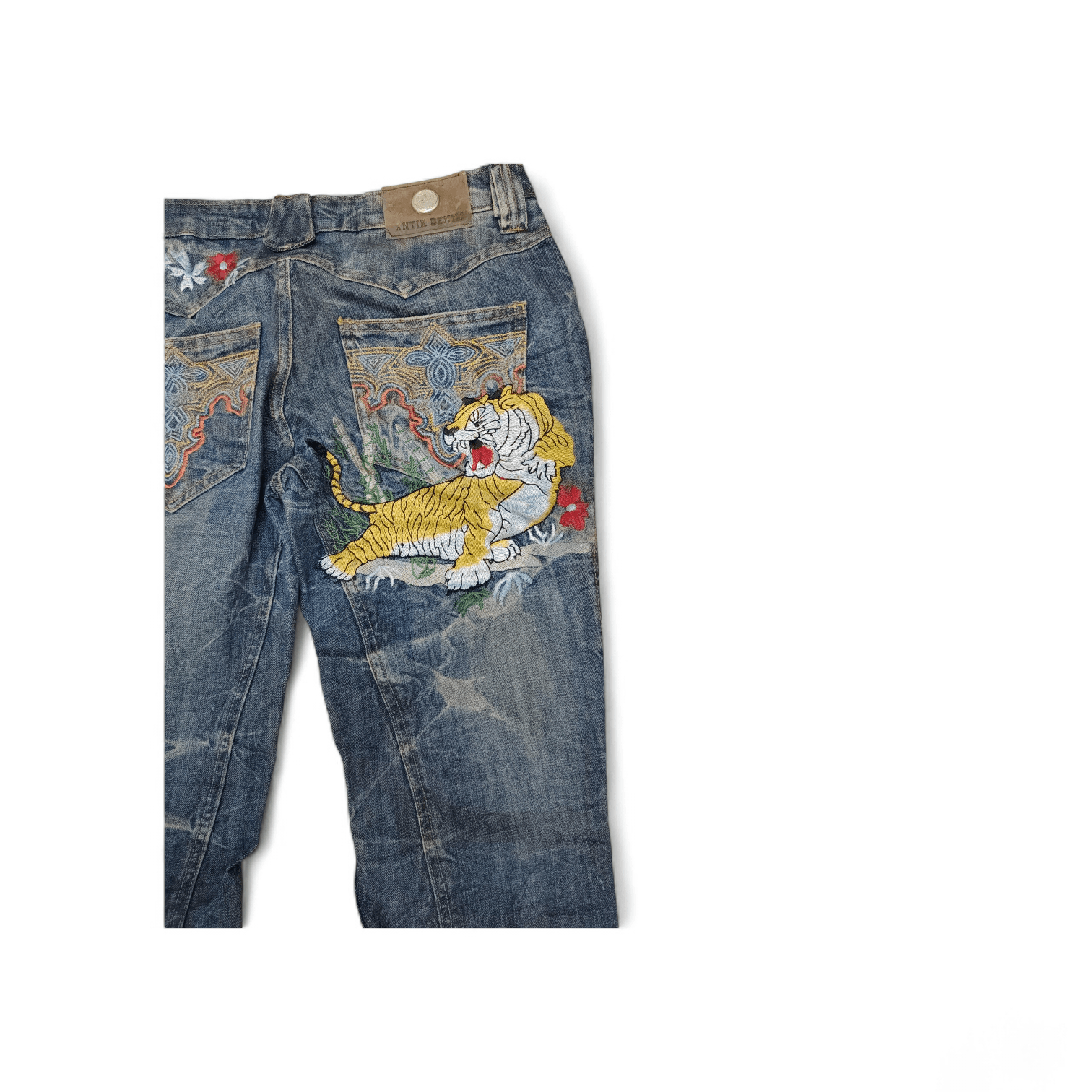 Antik Denim Vintage Y2K Antik Denim Embroidered Tiger & Dragon Flare Size US 30 / EU 46 - 9 Thumbnail