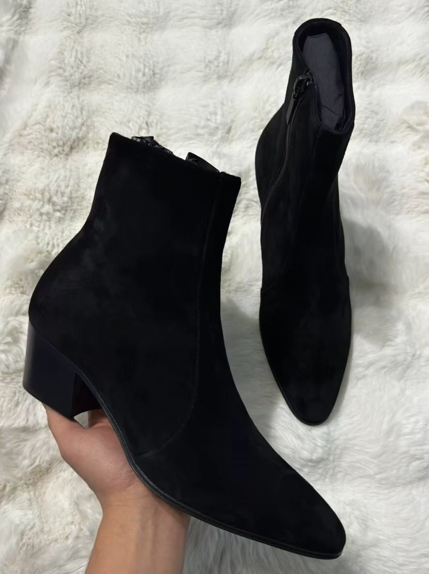 SAINT LAURENT PARIS　Suede Chelsea Boots wyatt chelsea boots in suede | Saint Laurent | YSL SE