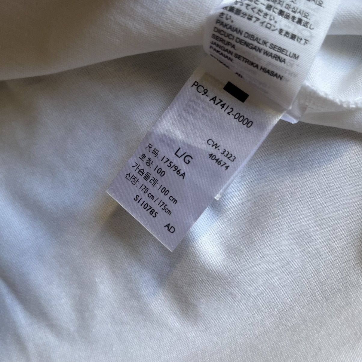 Levi's LEVI'S X GUNDAM SEED BOXY TEE Size L NWT Size US L / EU 52-54 / 3 - 13 Thumbnail