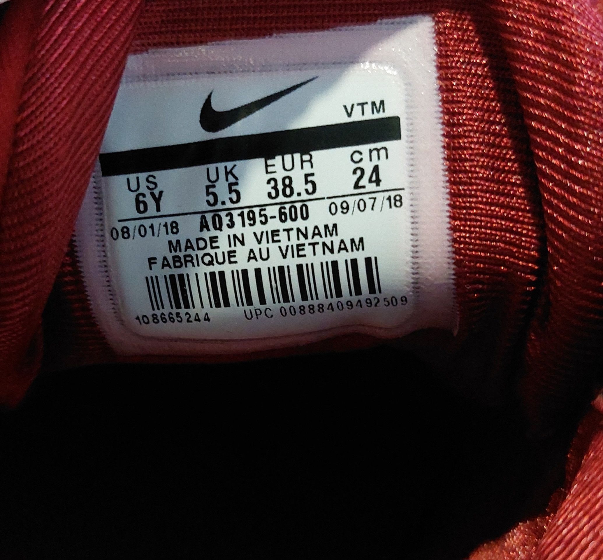 Nike Nike Air Max 720 Iron Man (GS) Size US 6 / EU 39 - 8 Thumbnail