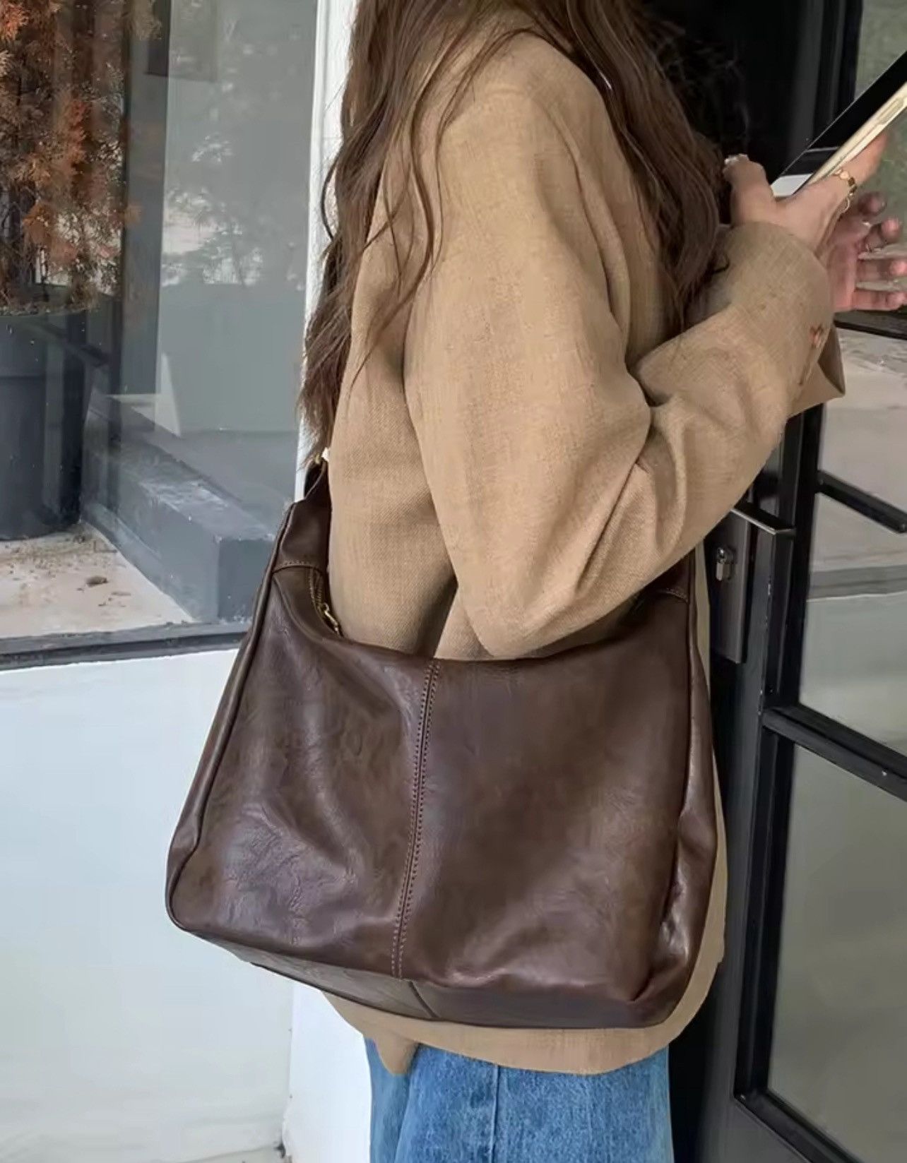 Japanese Brand × Vintage Casual Large Messenger Bag Size ONE SIZE - 1 Thumbnail